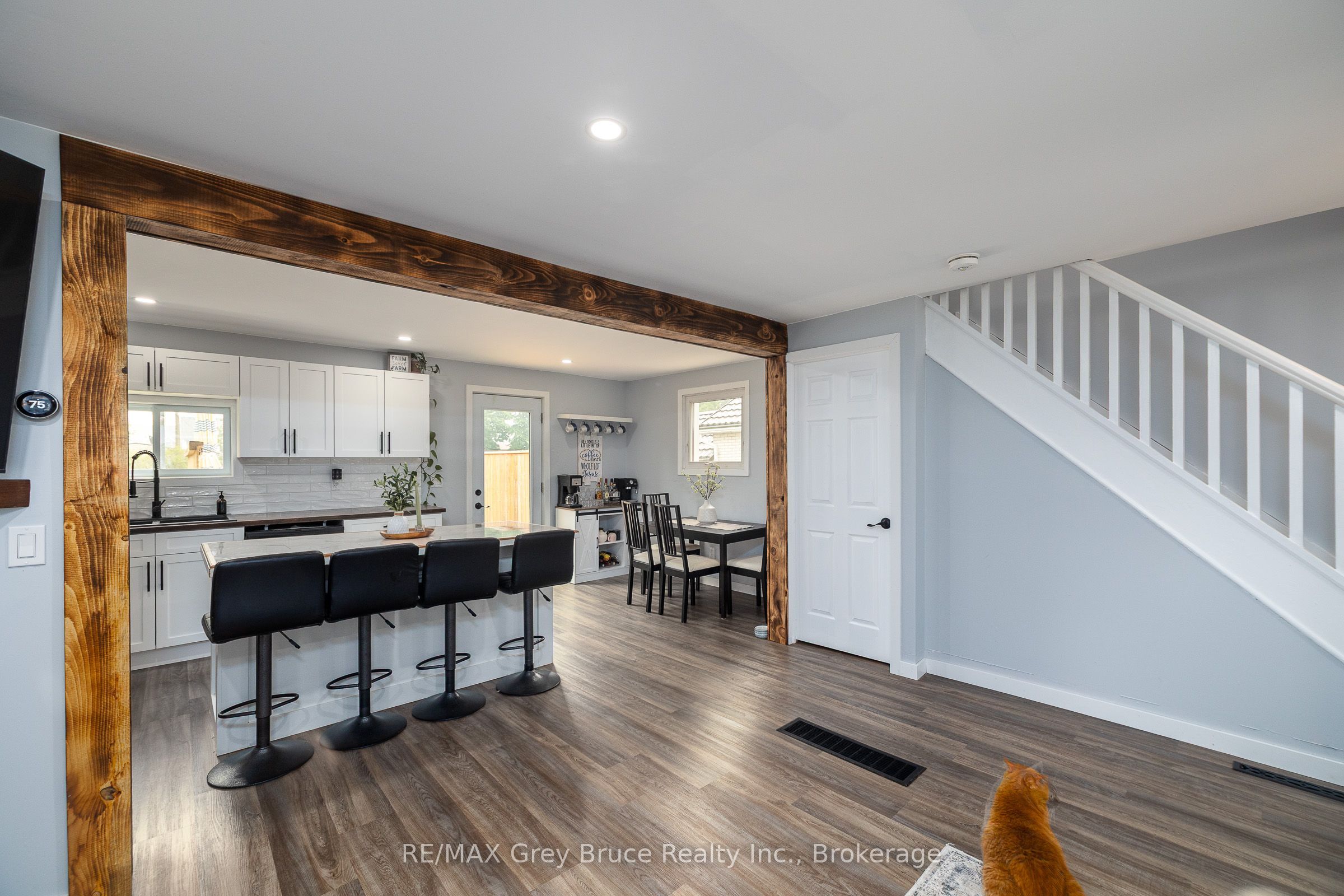 1693 8th Avenue E Property Photo 14