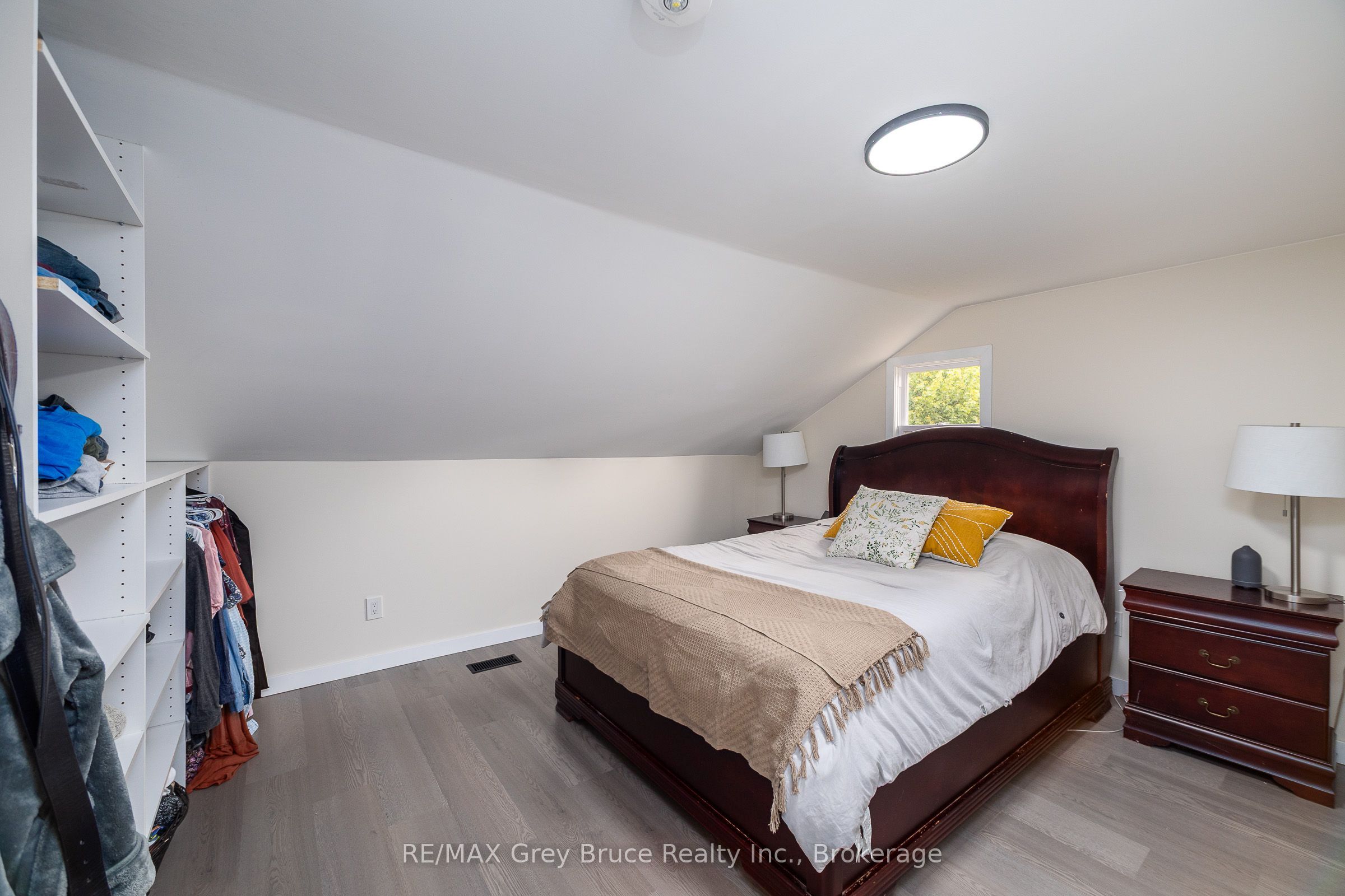 1693 8th Avenue E Property Photo 19