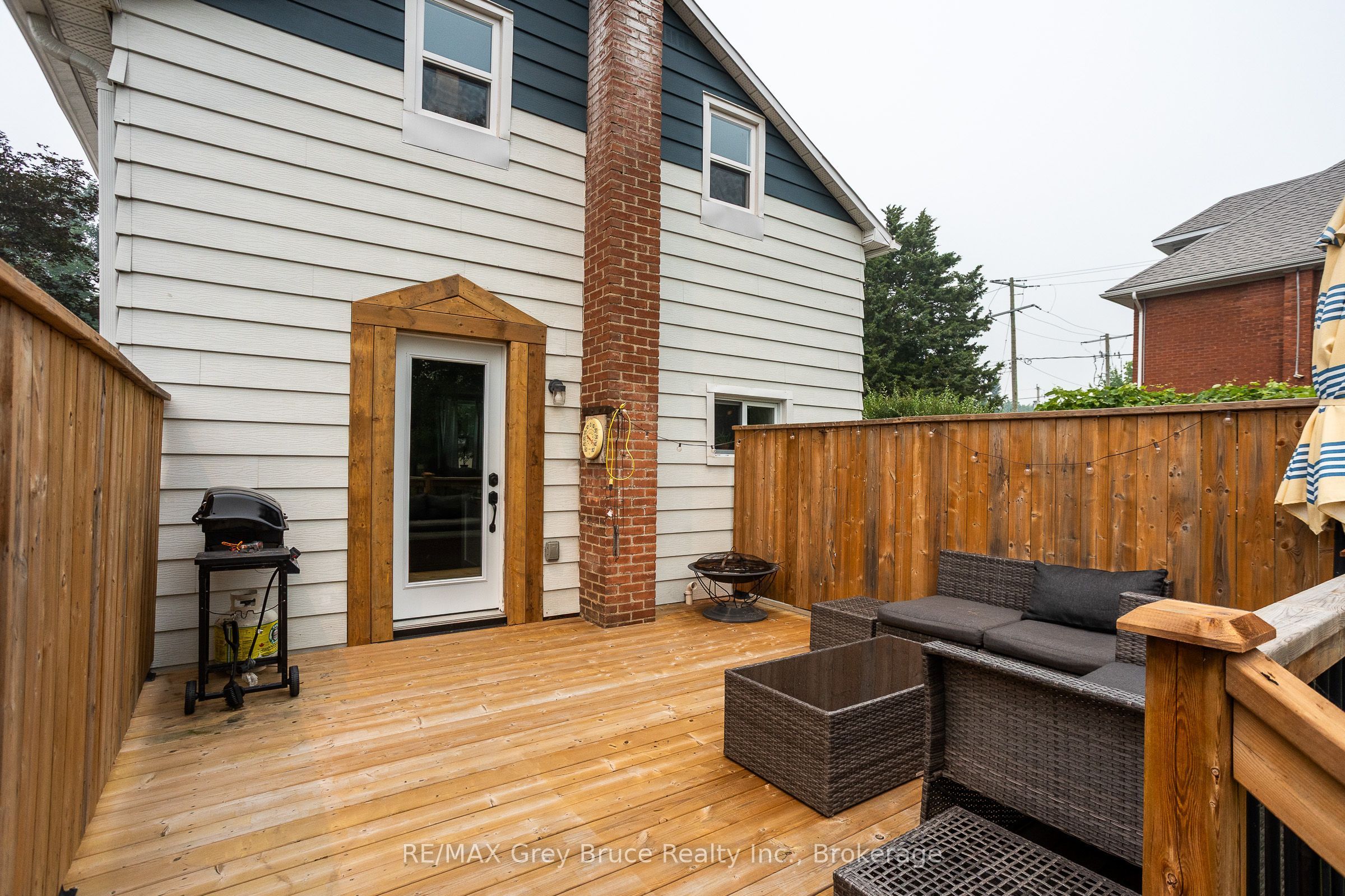 1693 8th Avenue E Property Photo 22
