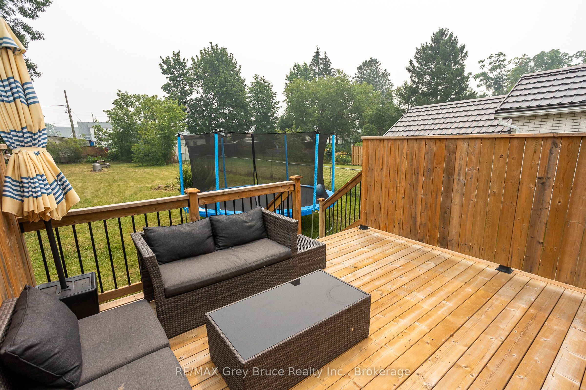 1693 8th Avenue E Property Photo 23