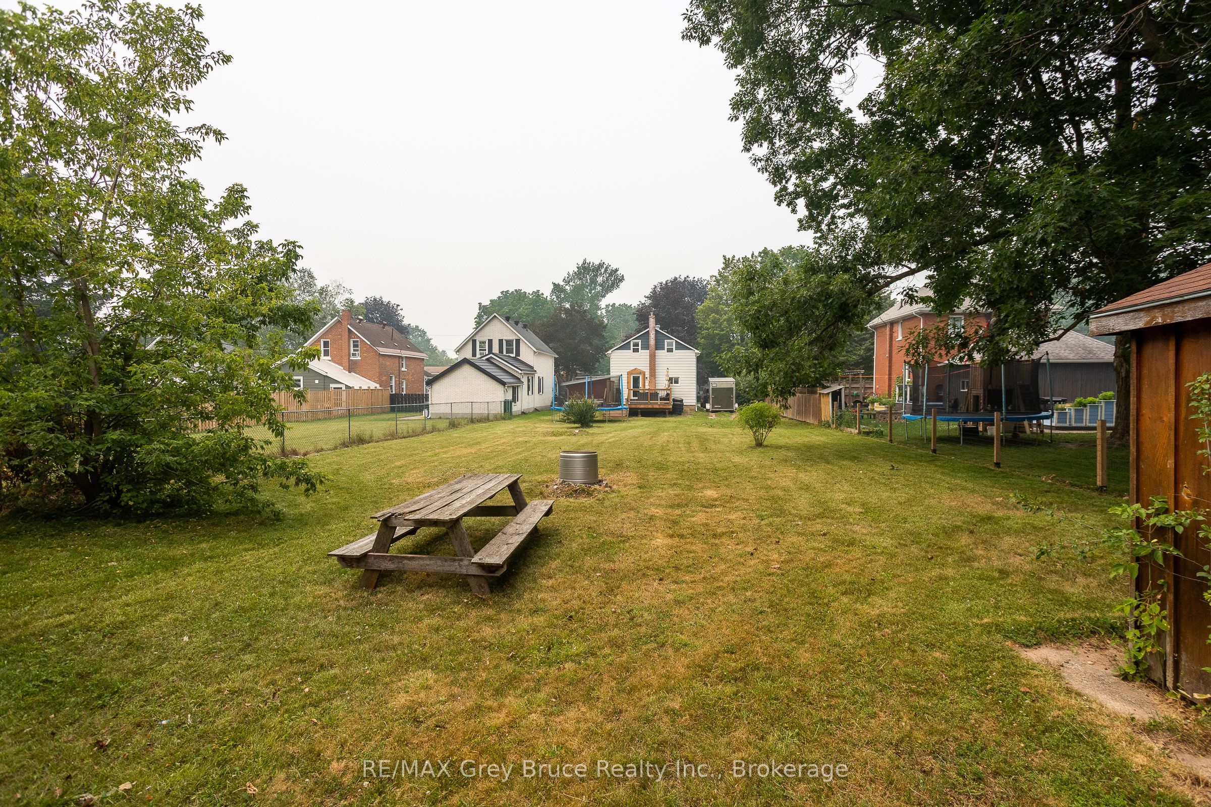 1693 8th Avenue E Property Photo 27