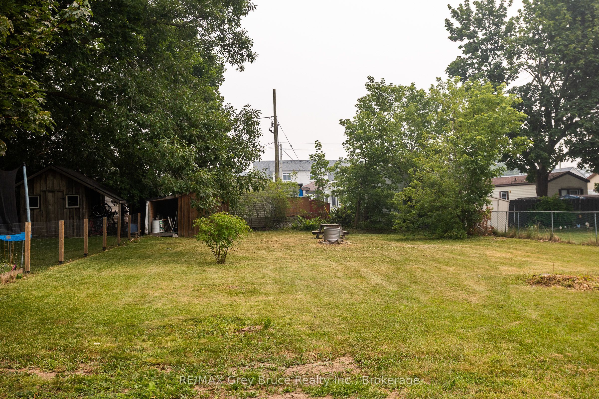 1693 8th Avenue E Property Photo 29