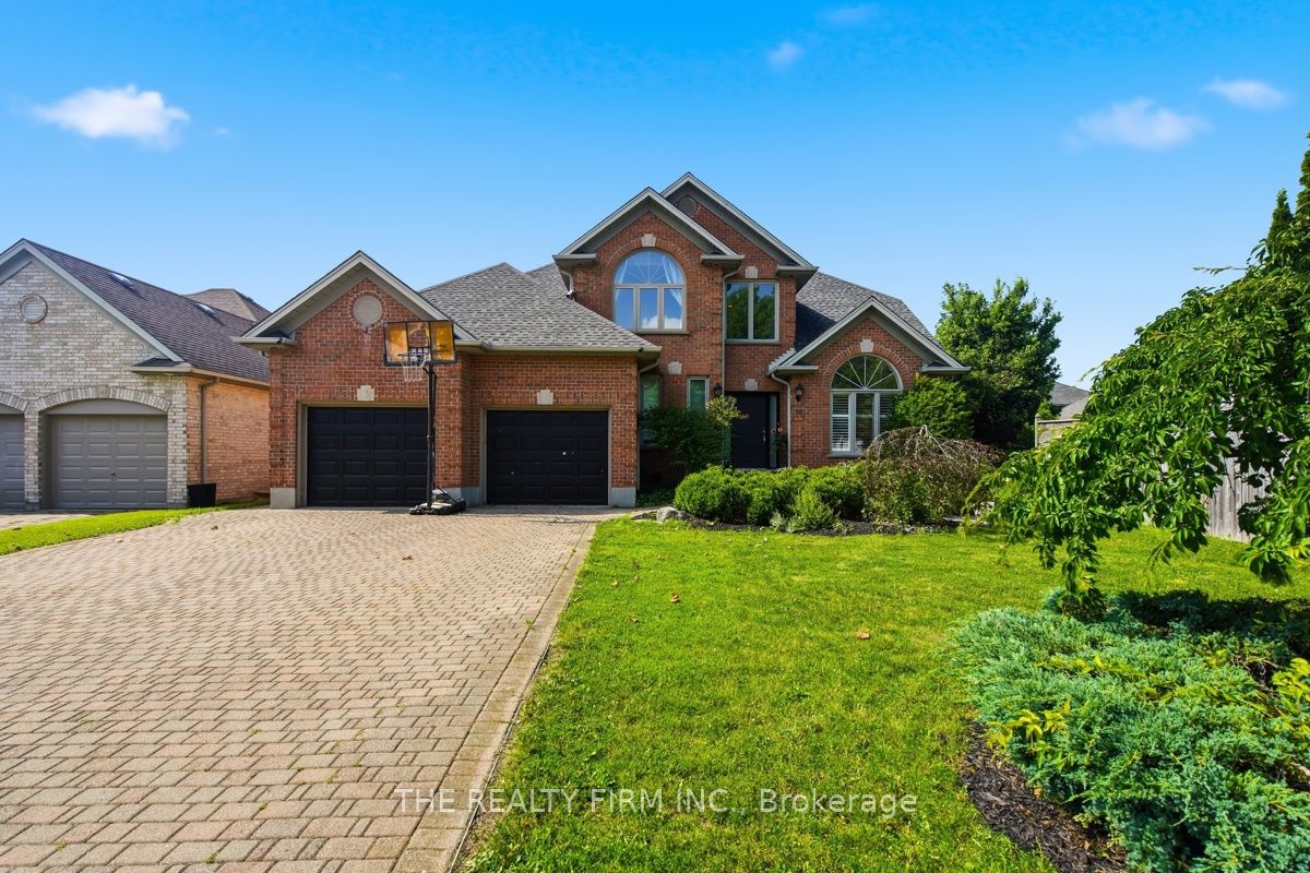 16 Fitzwilliam Boulevard Property Photo 1