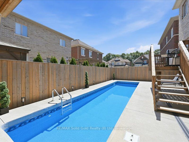 39 Avanti Crescent Property Photo 40