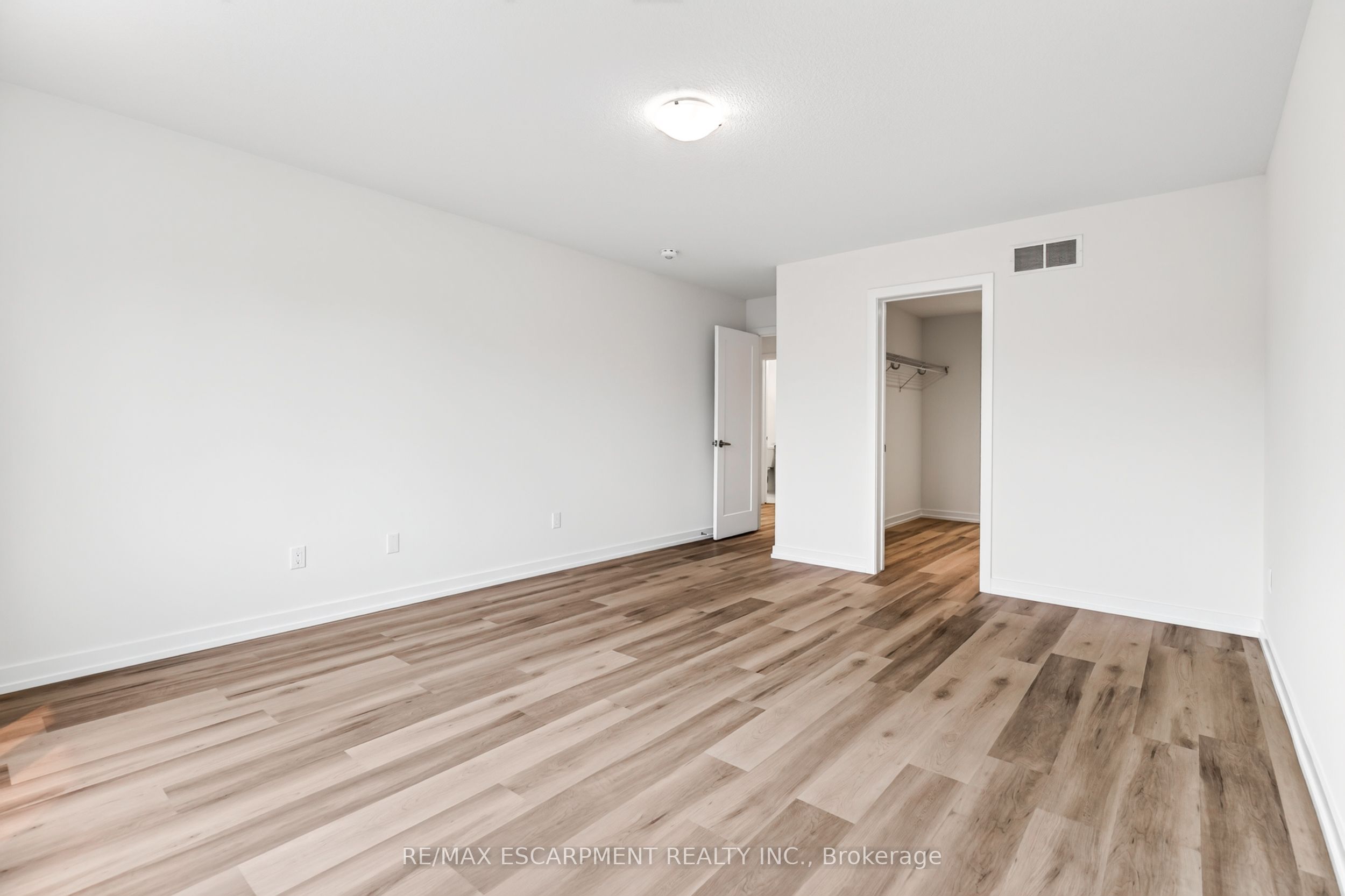 88 Valley Trail Place Property Photo 25