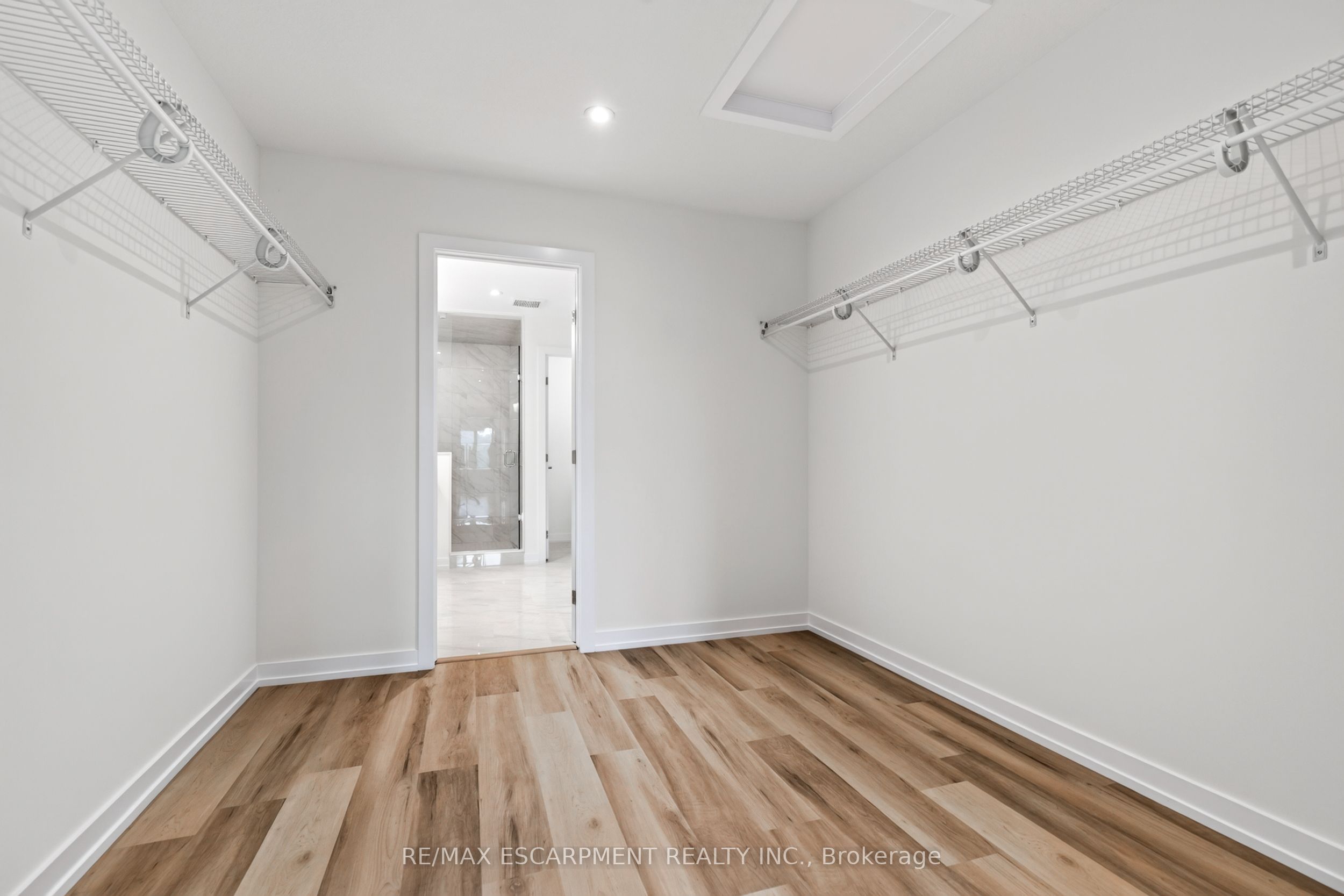 88 Valley Trail Place Property Photo 29