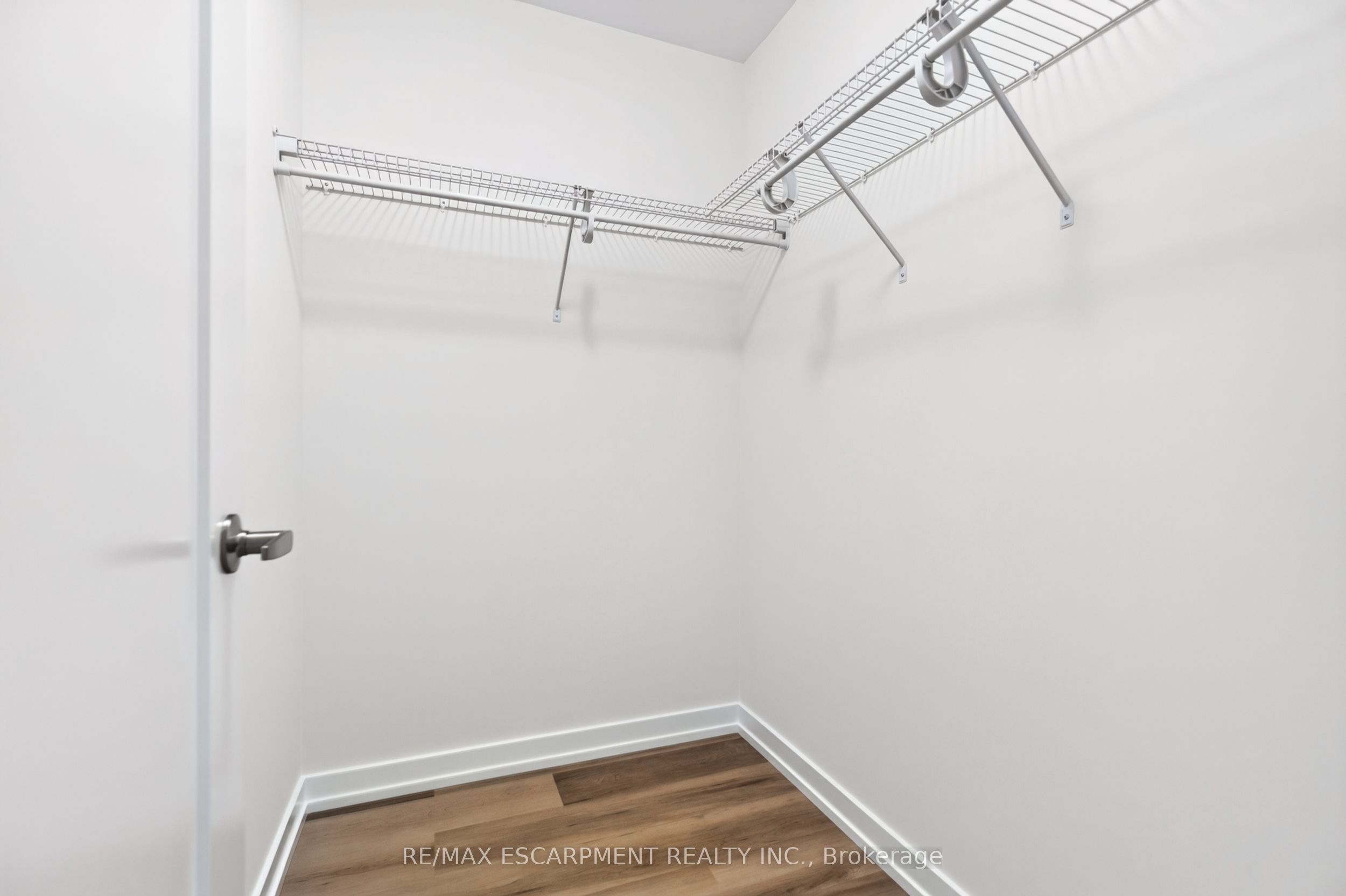 88 Valley Trail Place Property Photo 34
