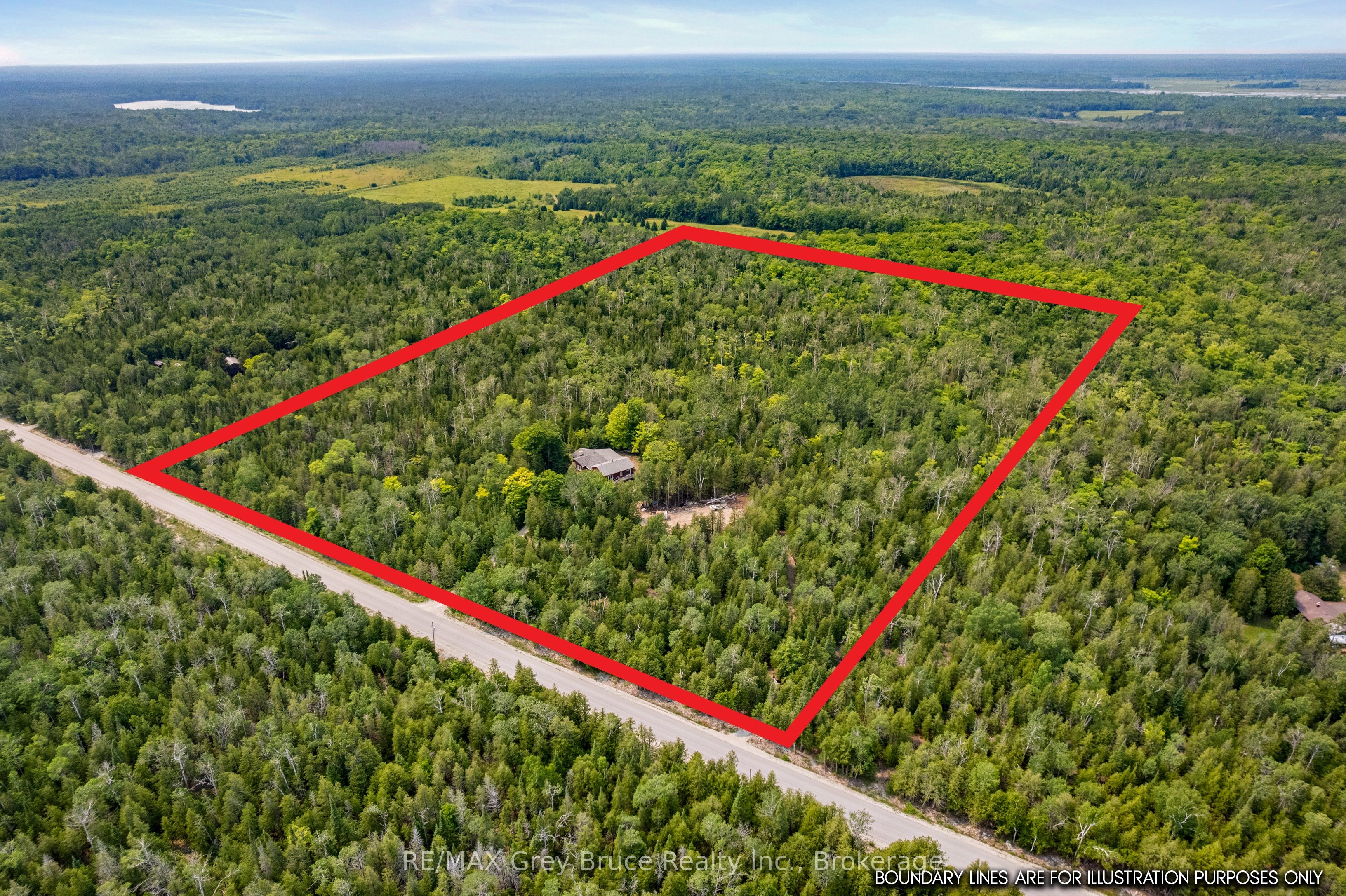 479 Dyers Bay Road Property Photo 2