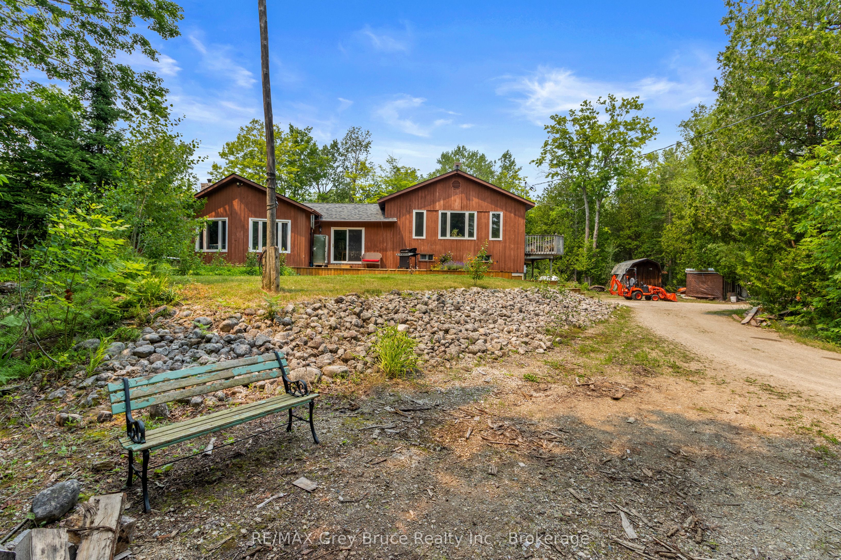 479 Dyers Bay Road Property Photo 4