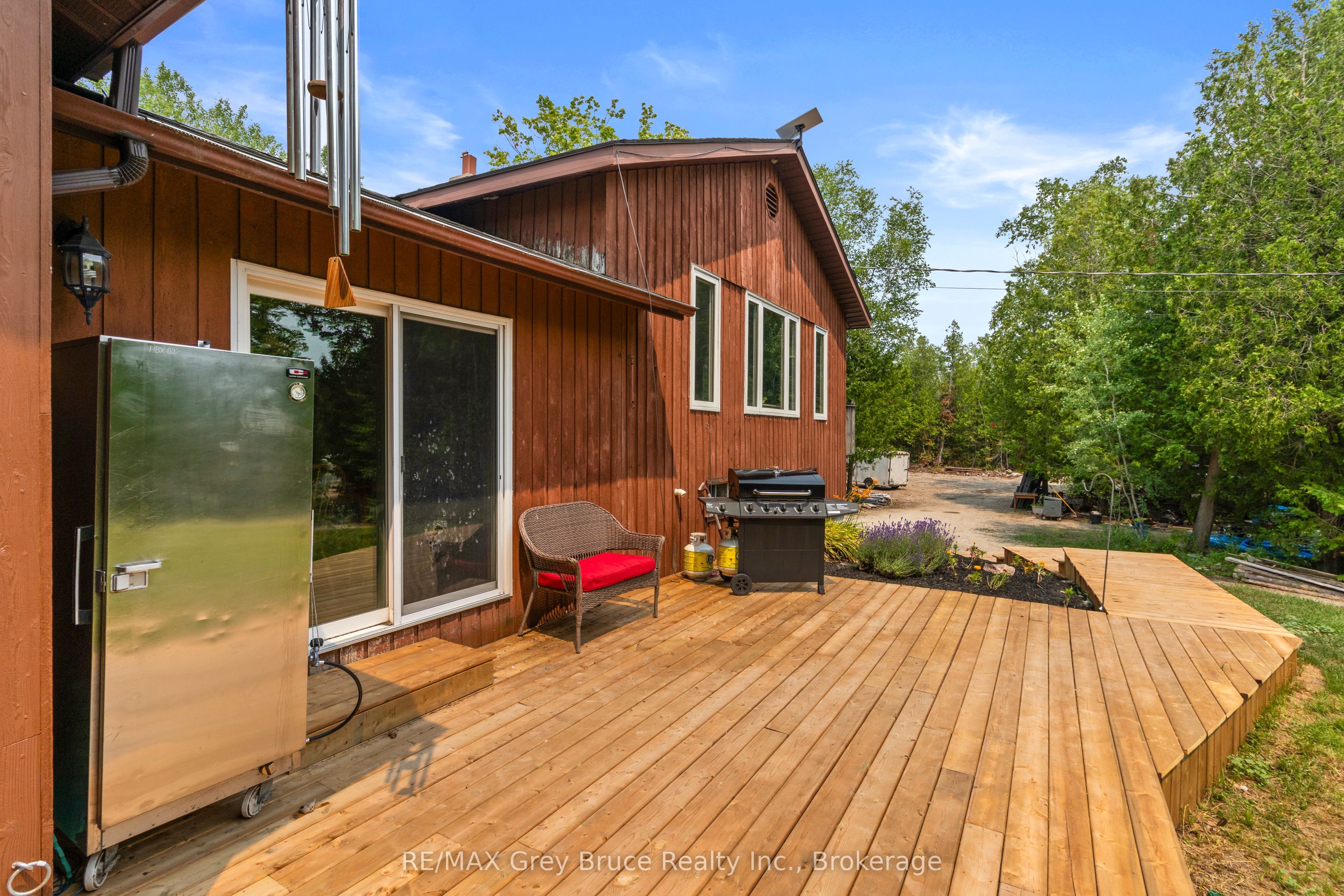 479 Dyers Bay Road Property Photo 6