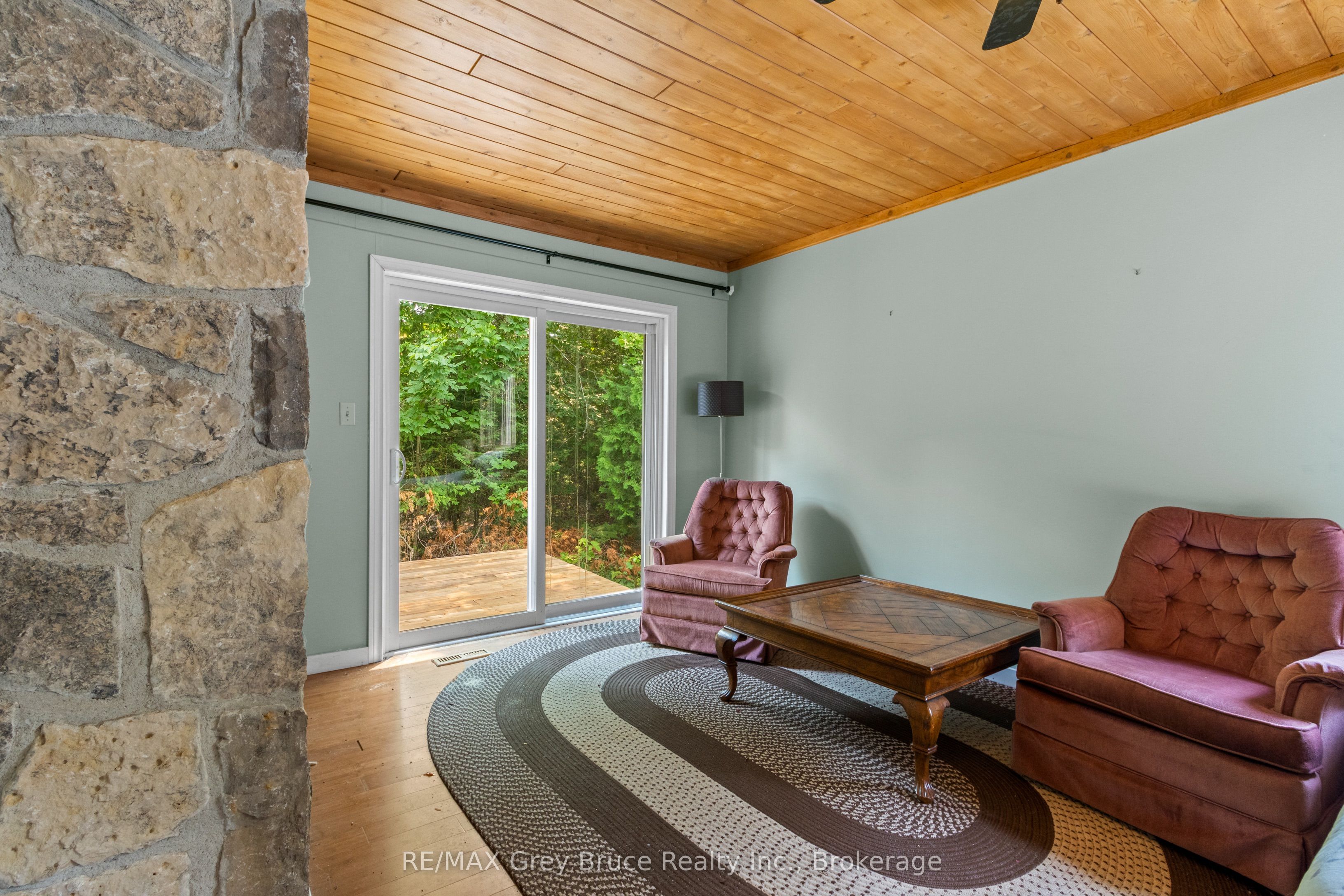 479 Dyers Bay Road Property Photo 15