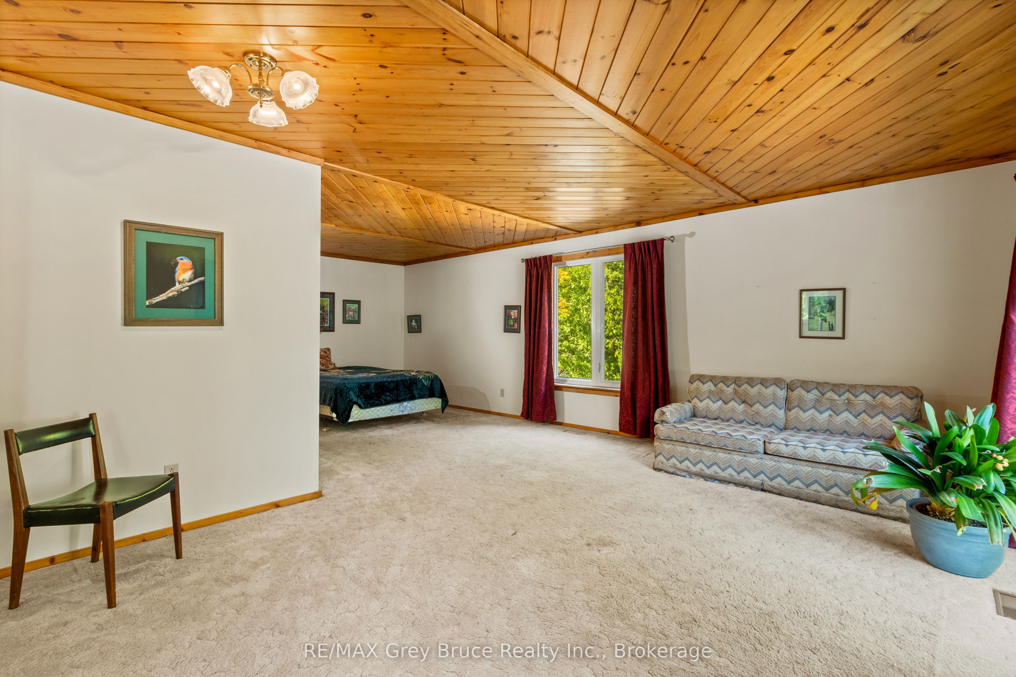 479 Dyers Bay Road Property Photo 23