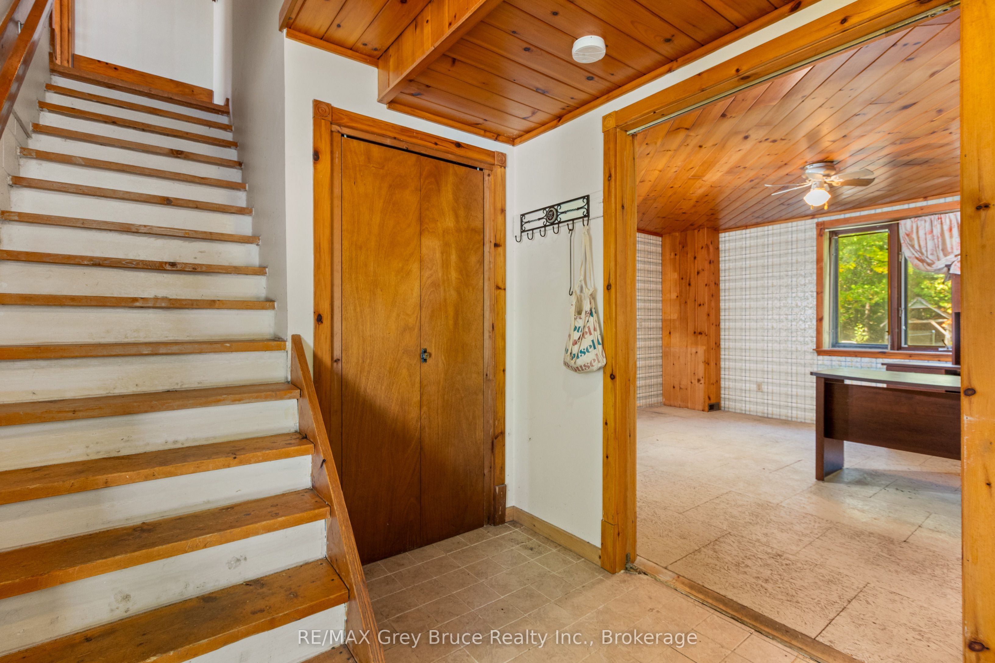 479 Dyers Bay Road Property Photo 32