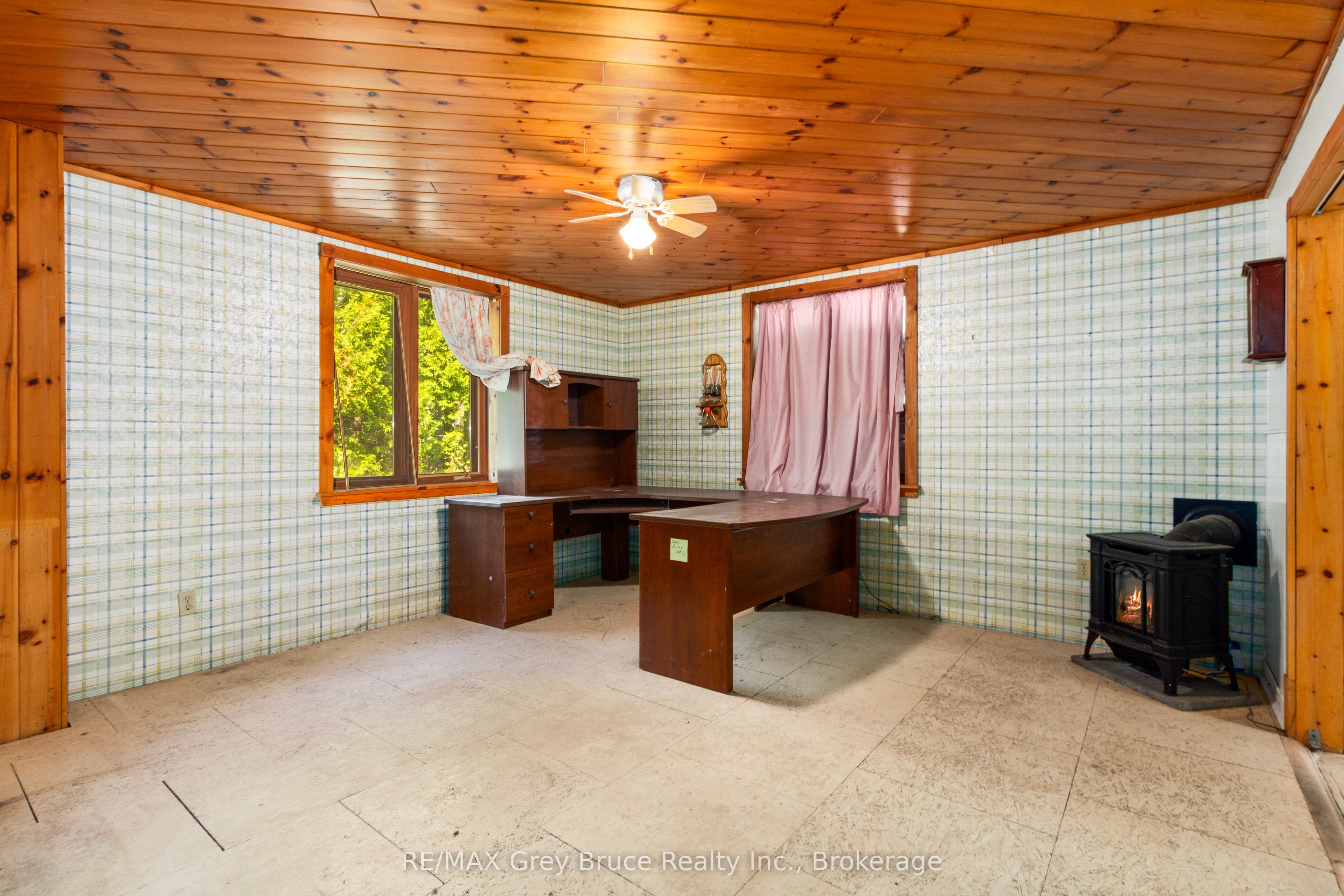 479 Dyers Bay Road Property Photo 35