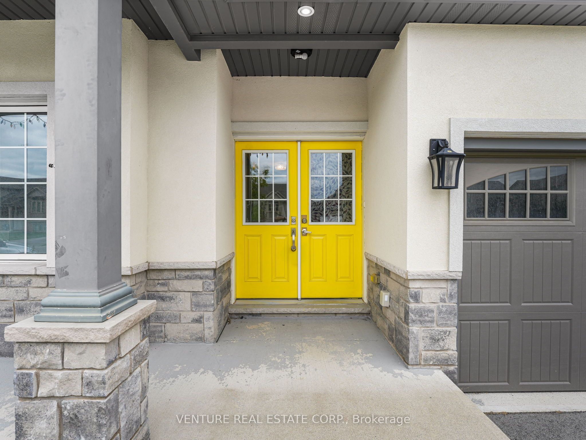 6371 Sam Iorfida Drive Property Photo 2