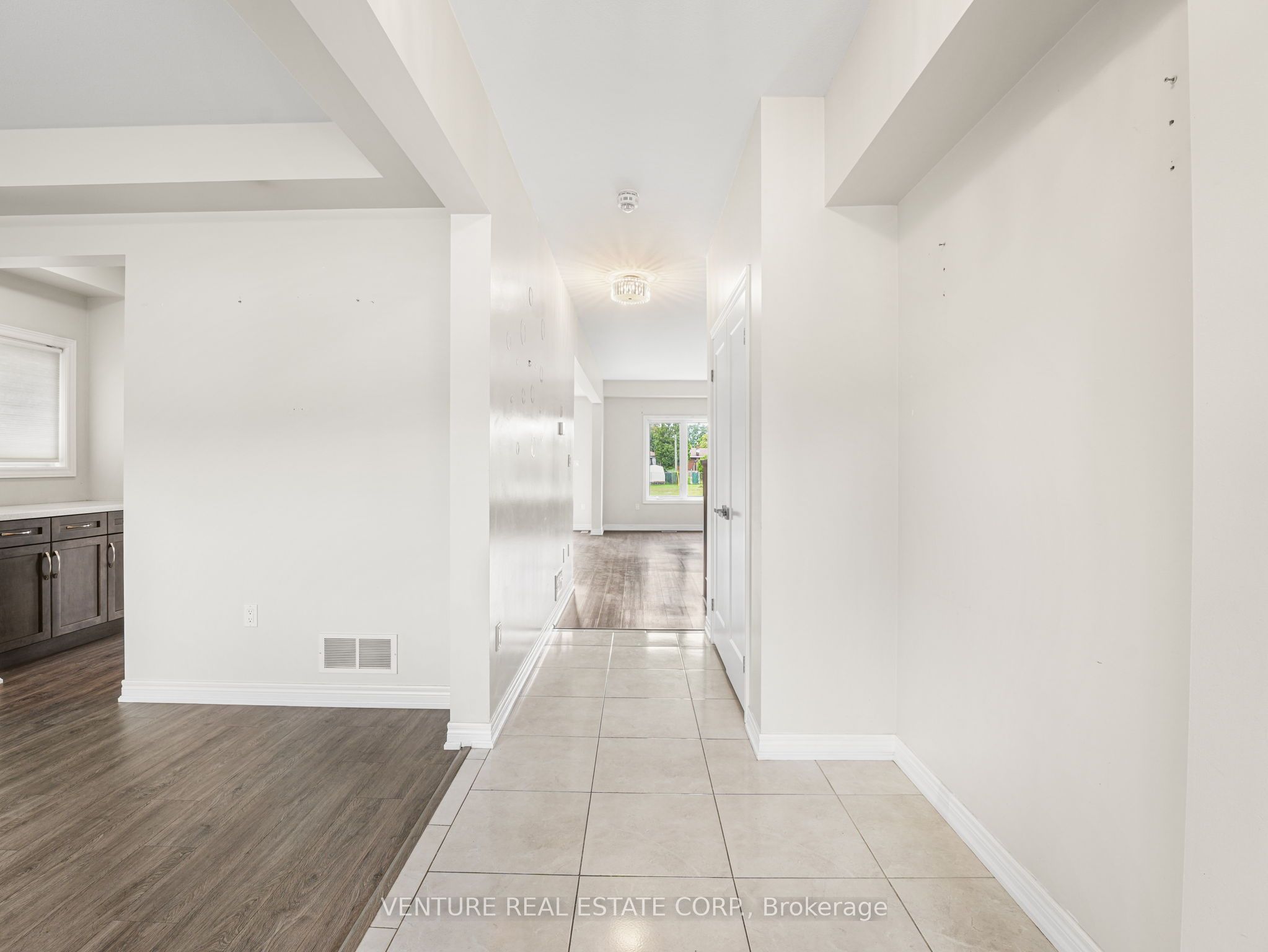 6371 Sam Iorfida Drive Property Photo 6