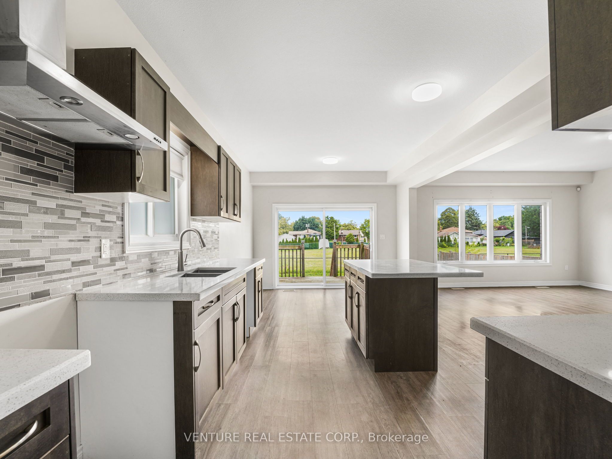 6371 Sam Iorfida Drive Property Photo 10