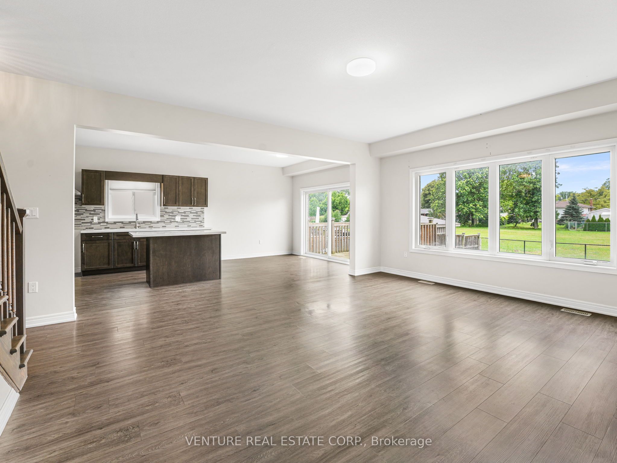 6371 Sam Iorfida Drive Property Photo 12