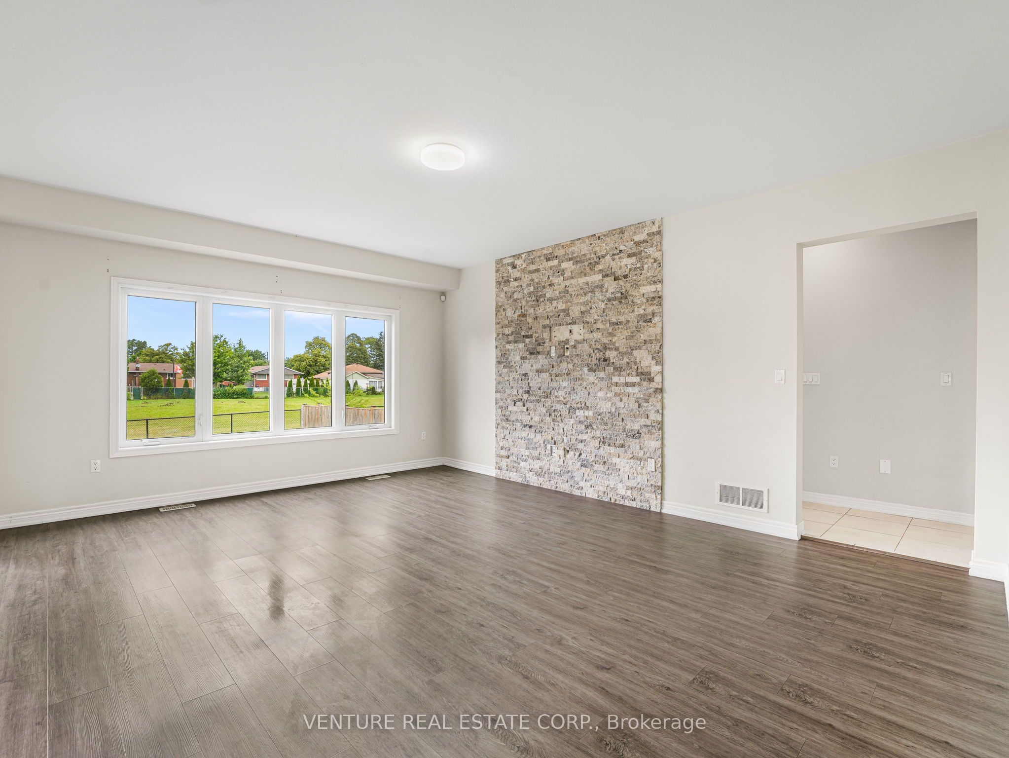 6371 Sam Iorfida Drive Property Photo 15