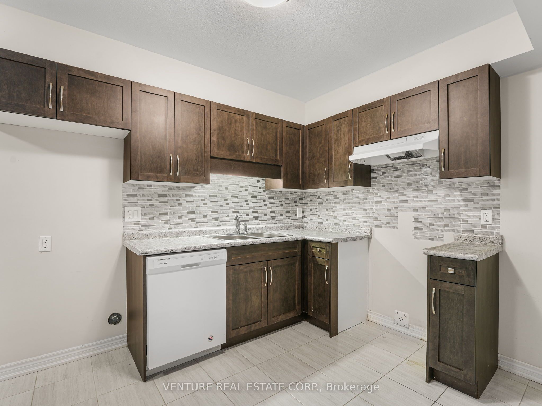 6371 Sam Iorfida Drive Property Photo 39