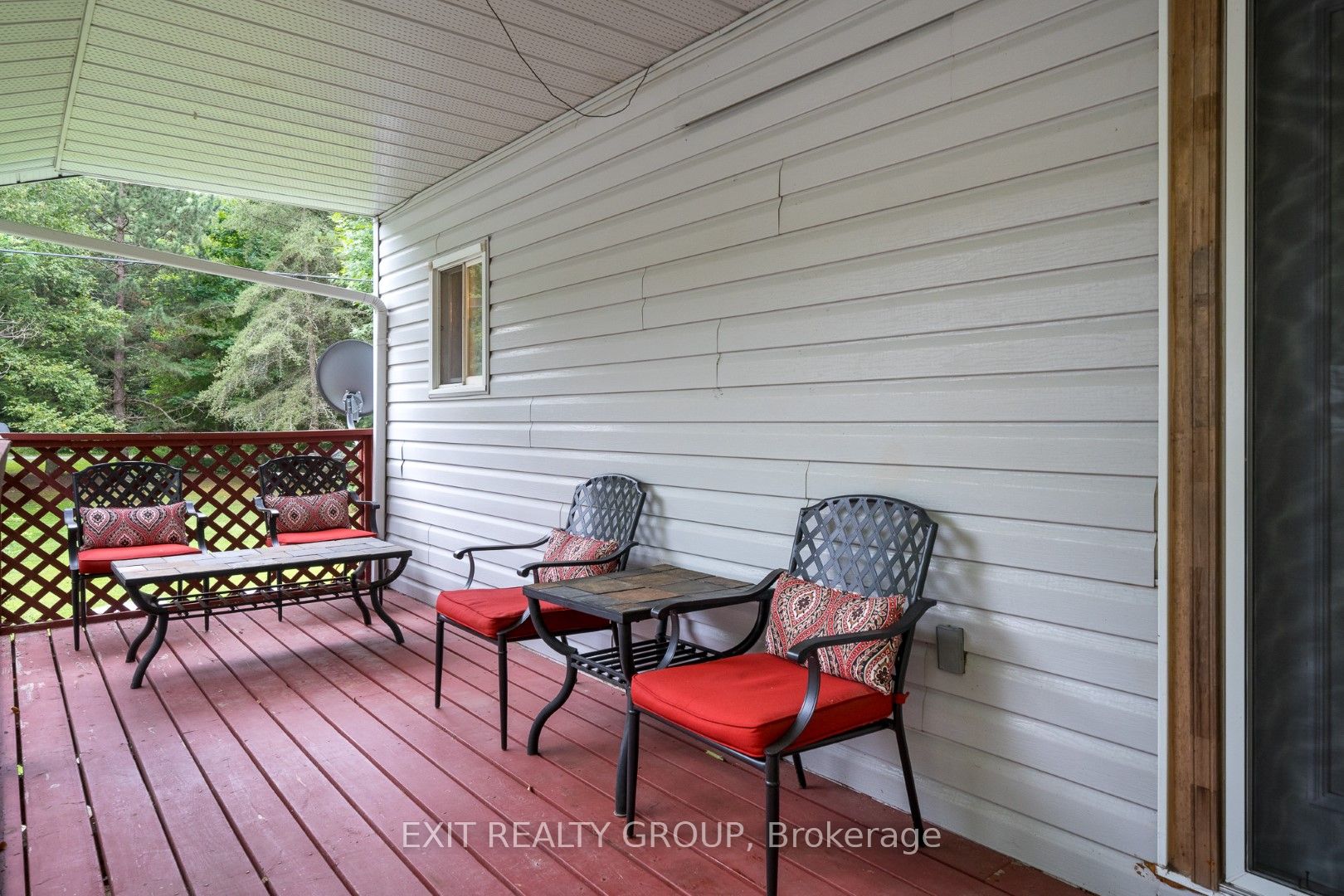 103 Camp Lane Property Photo 3