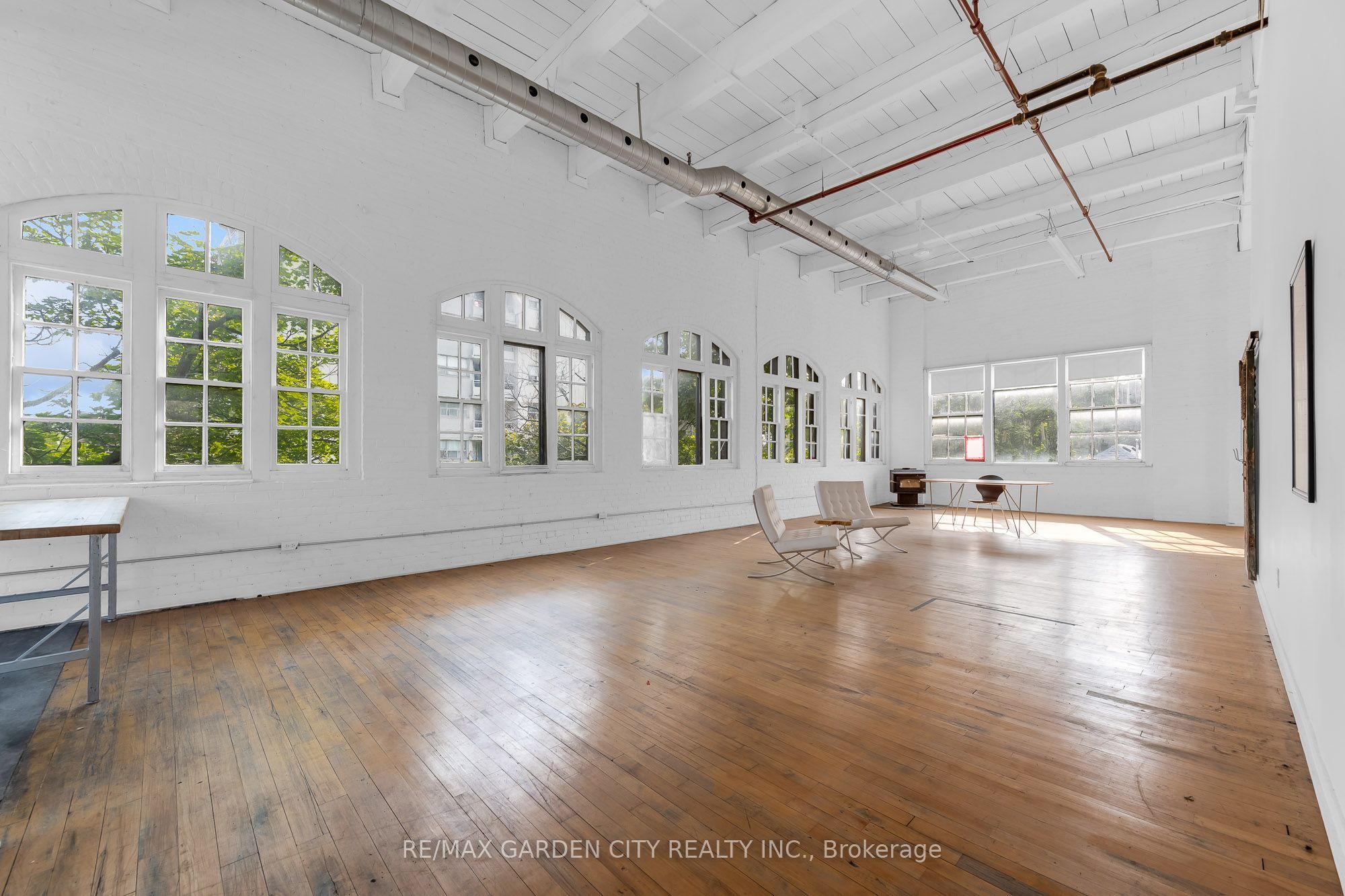 468 Cumberland Avenue Loft Property Photo 6
