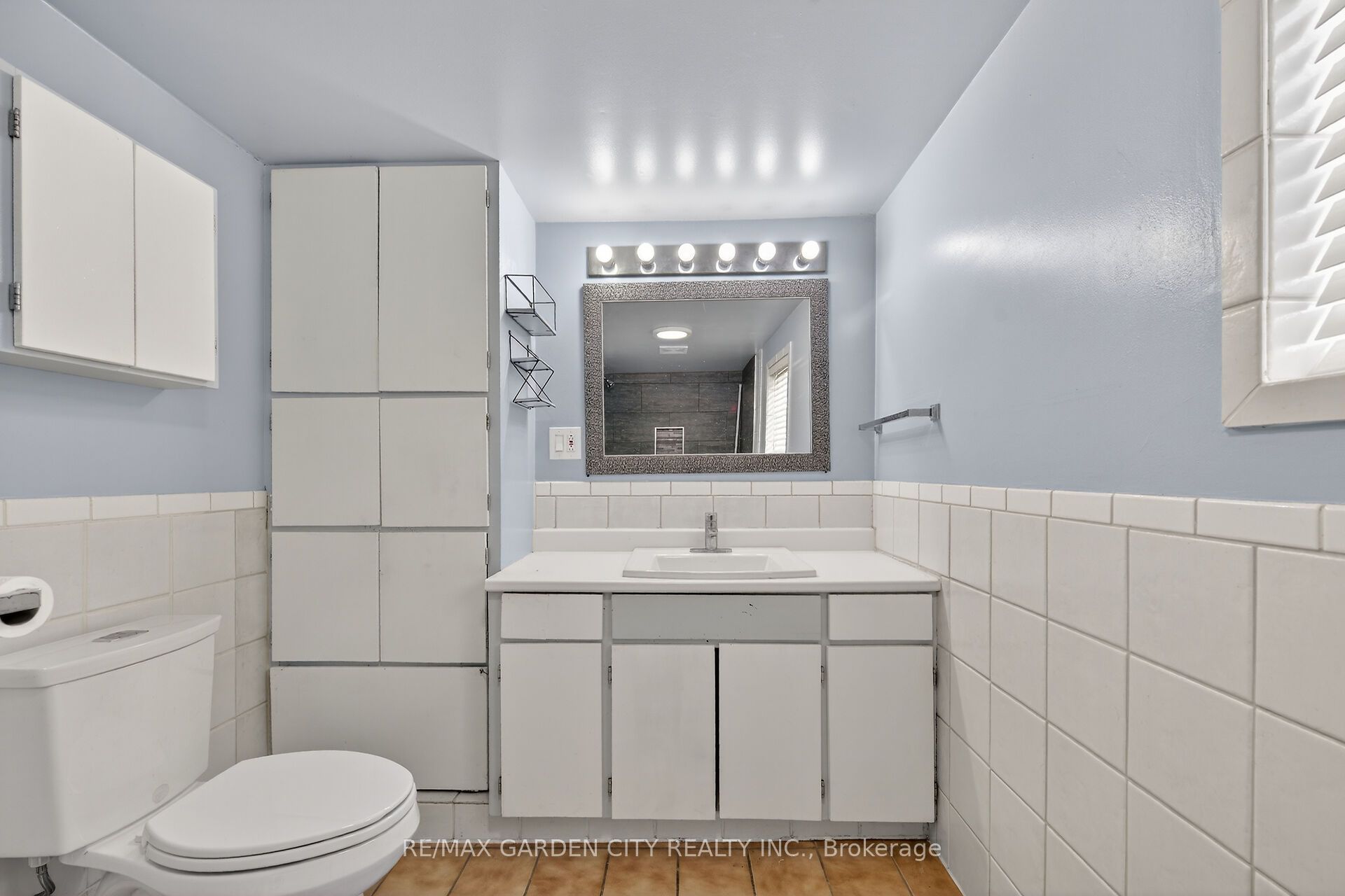 407 Bell Street Property Photo 14