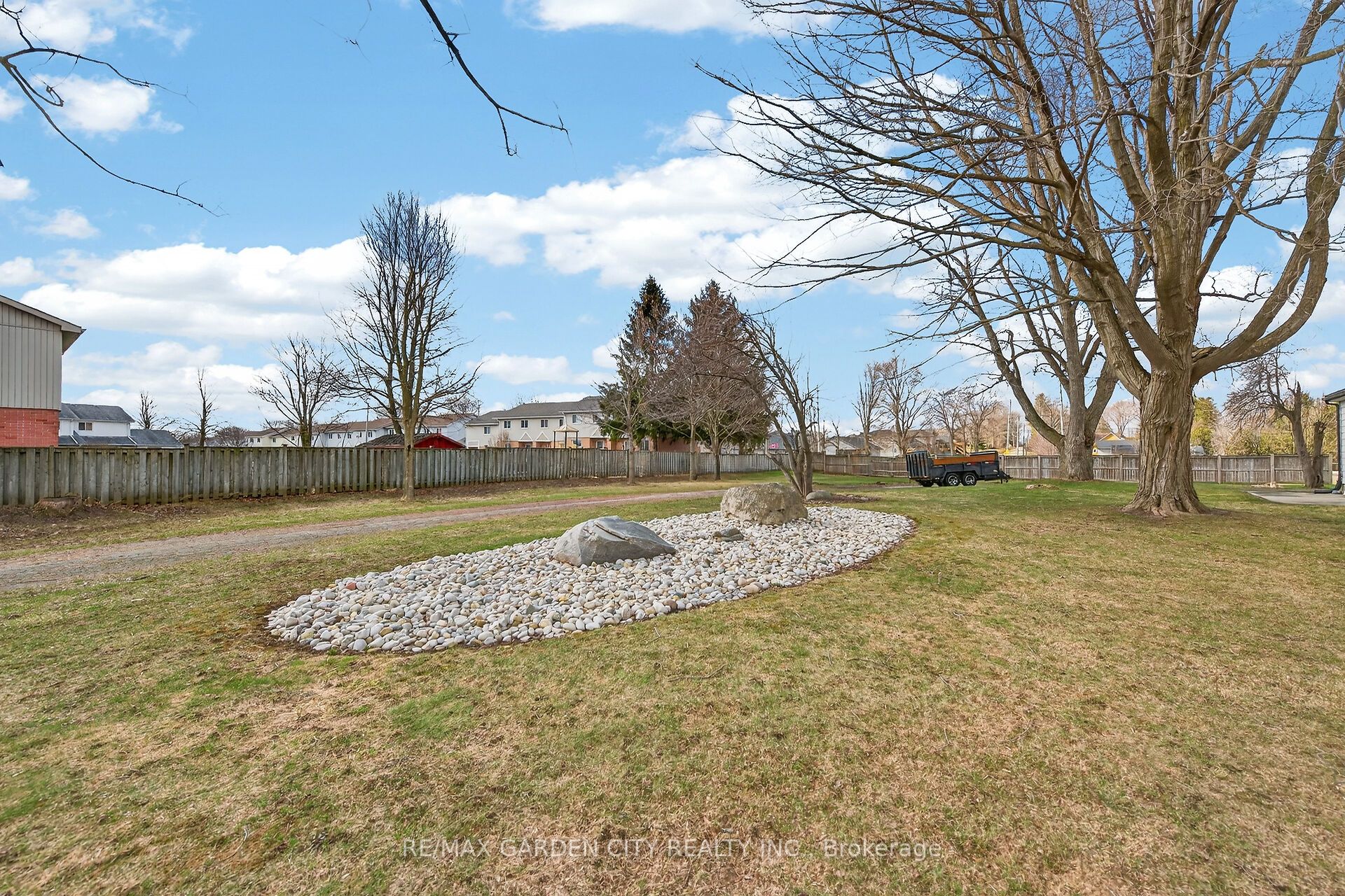 407 Bell Street Property Photo 25