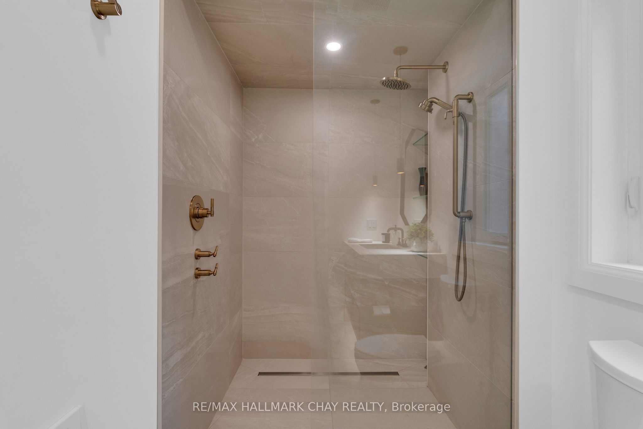 1319 Wolf Circle Property Photo 35