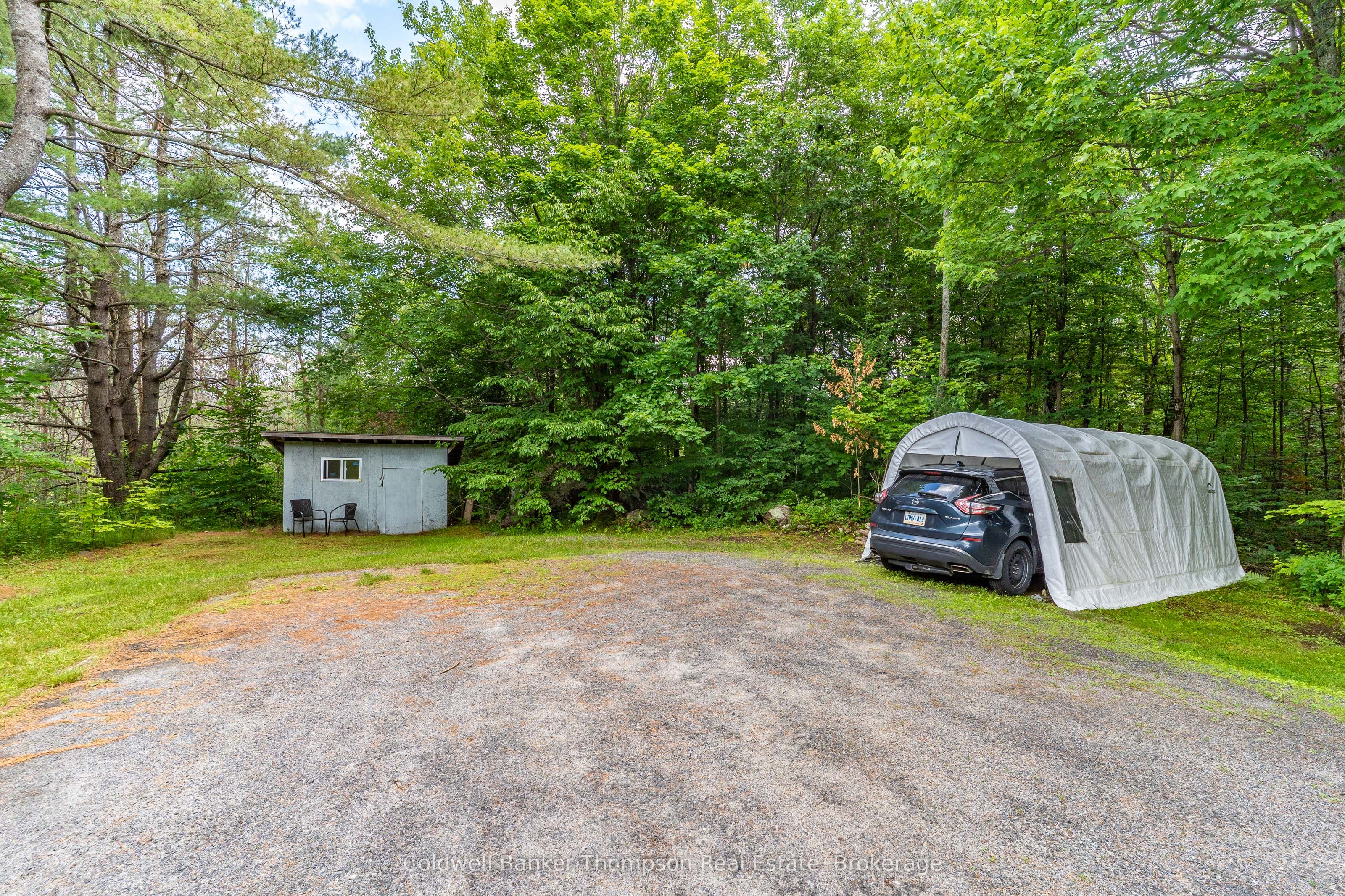 68 E Stephenson. 2 Road E Property Photo 3