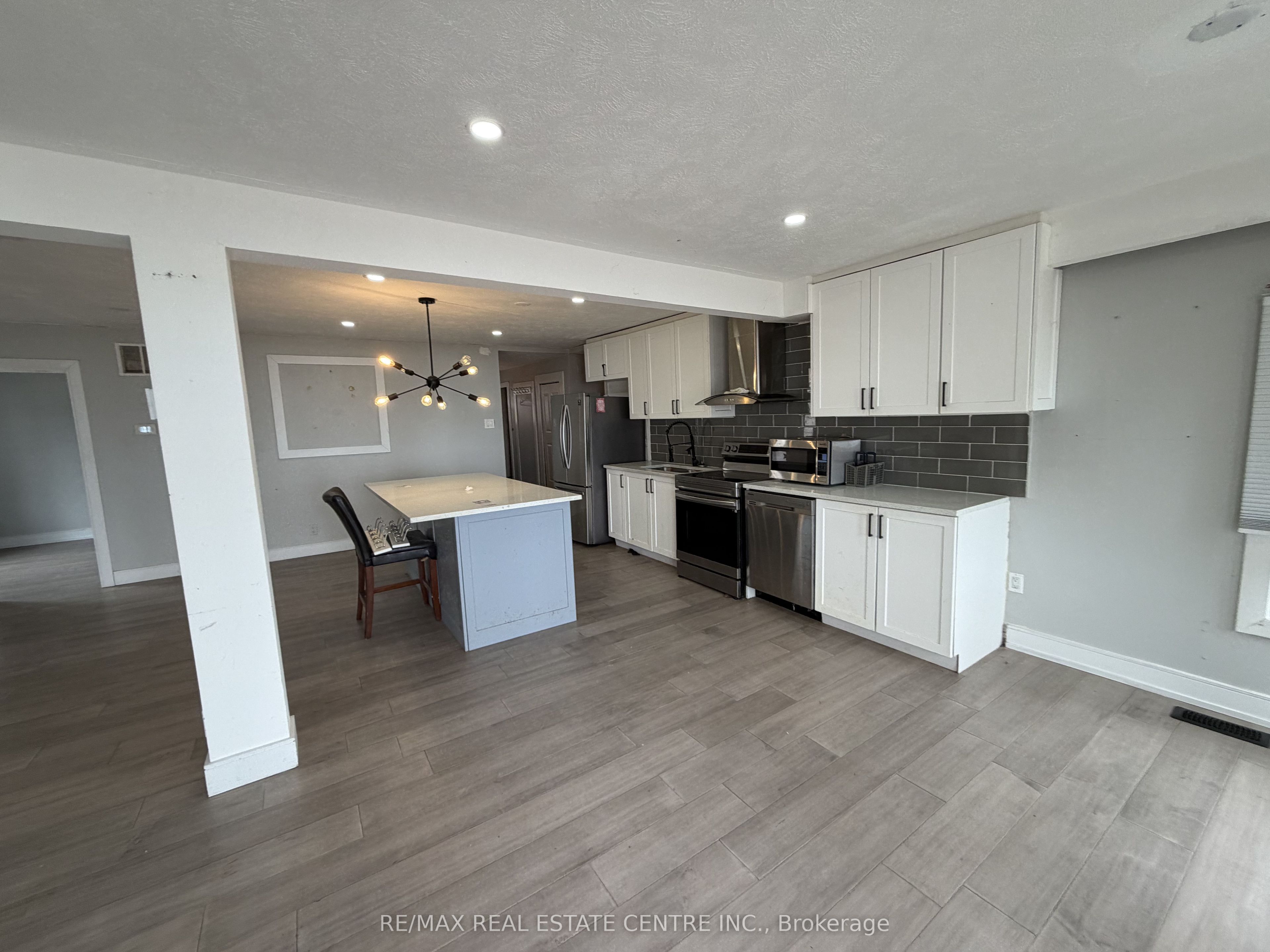 35 Lakeside Avenue Property Photo 11
