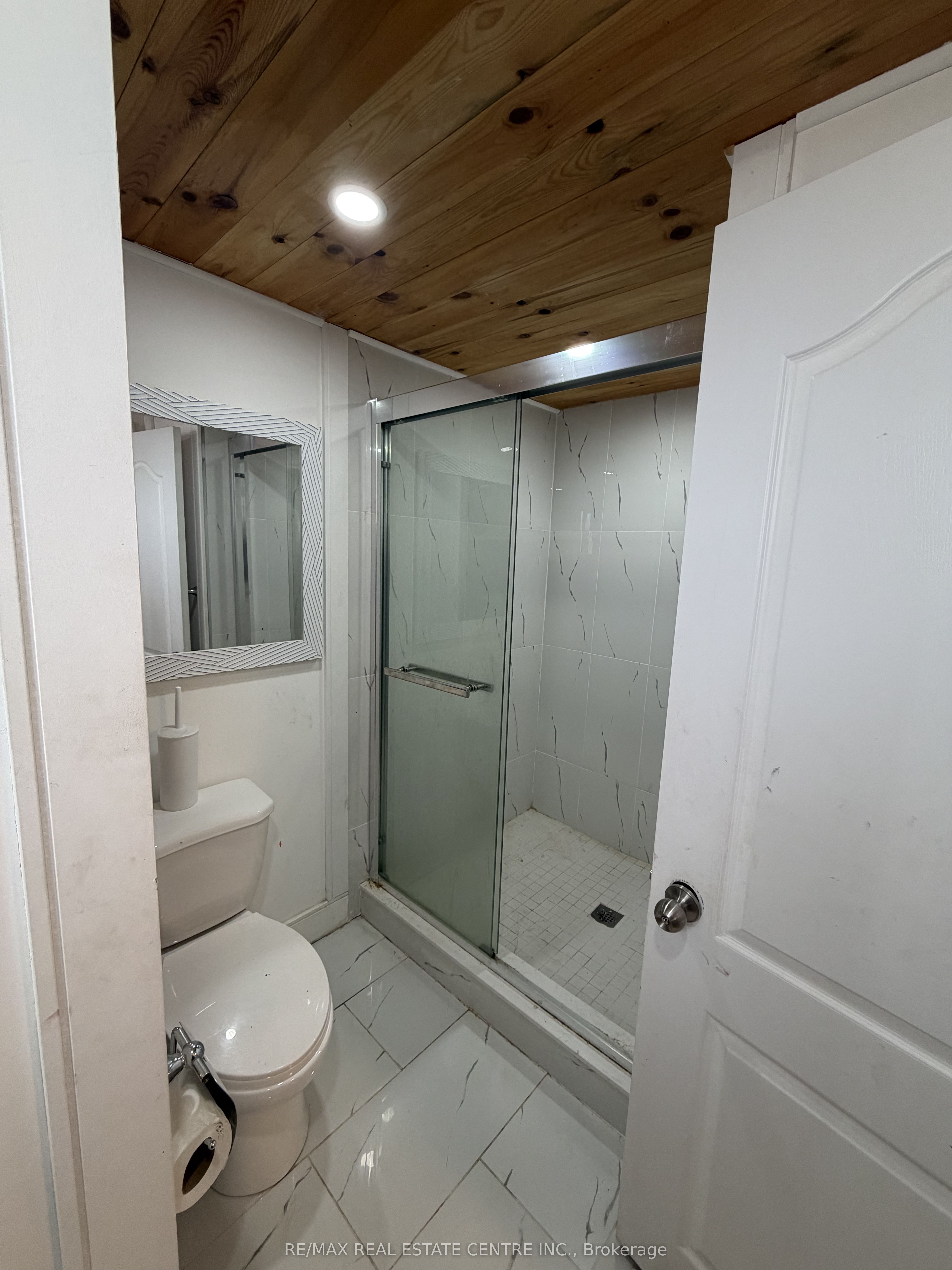 35 Lakeside Avenue Property Photo 22