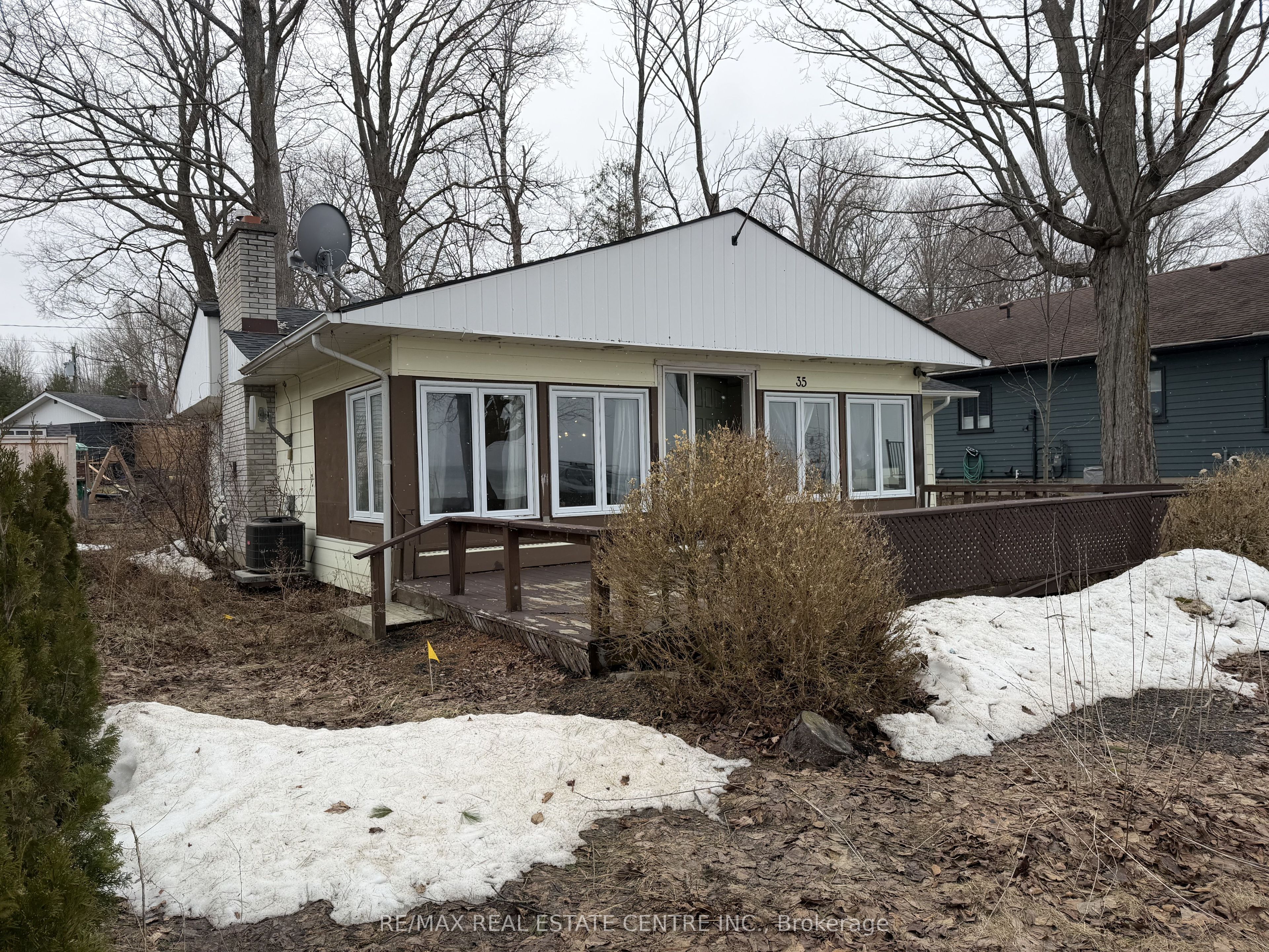 35 Lakeside Avenue Property Photo 28