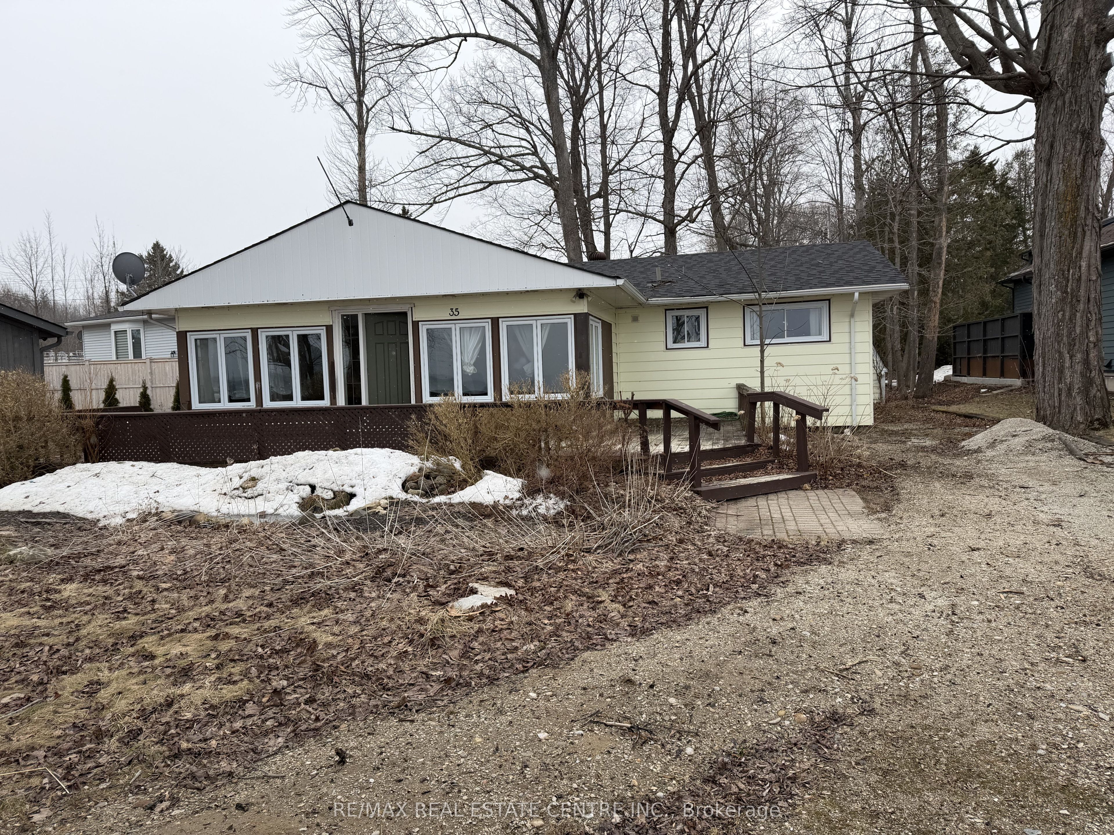 35 Lakeside Avenue Property Photo 29