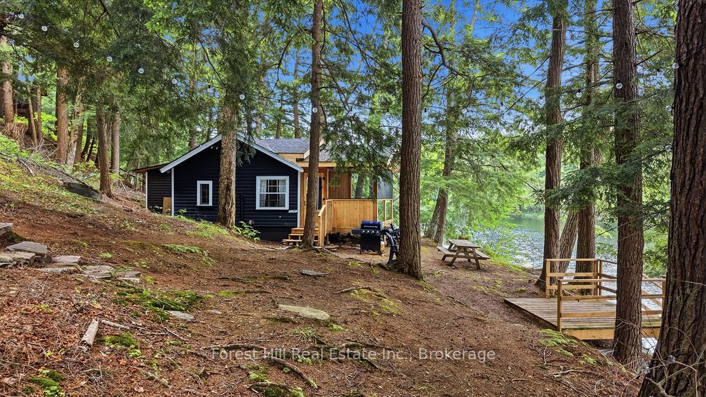 1040 Walker Lake Drive Property Photo 44