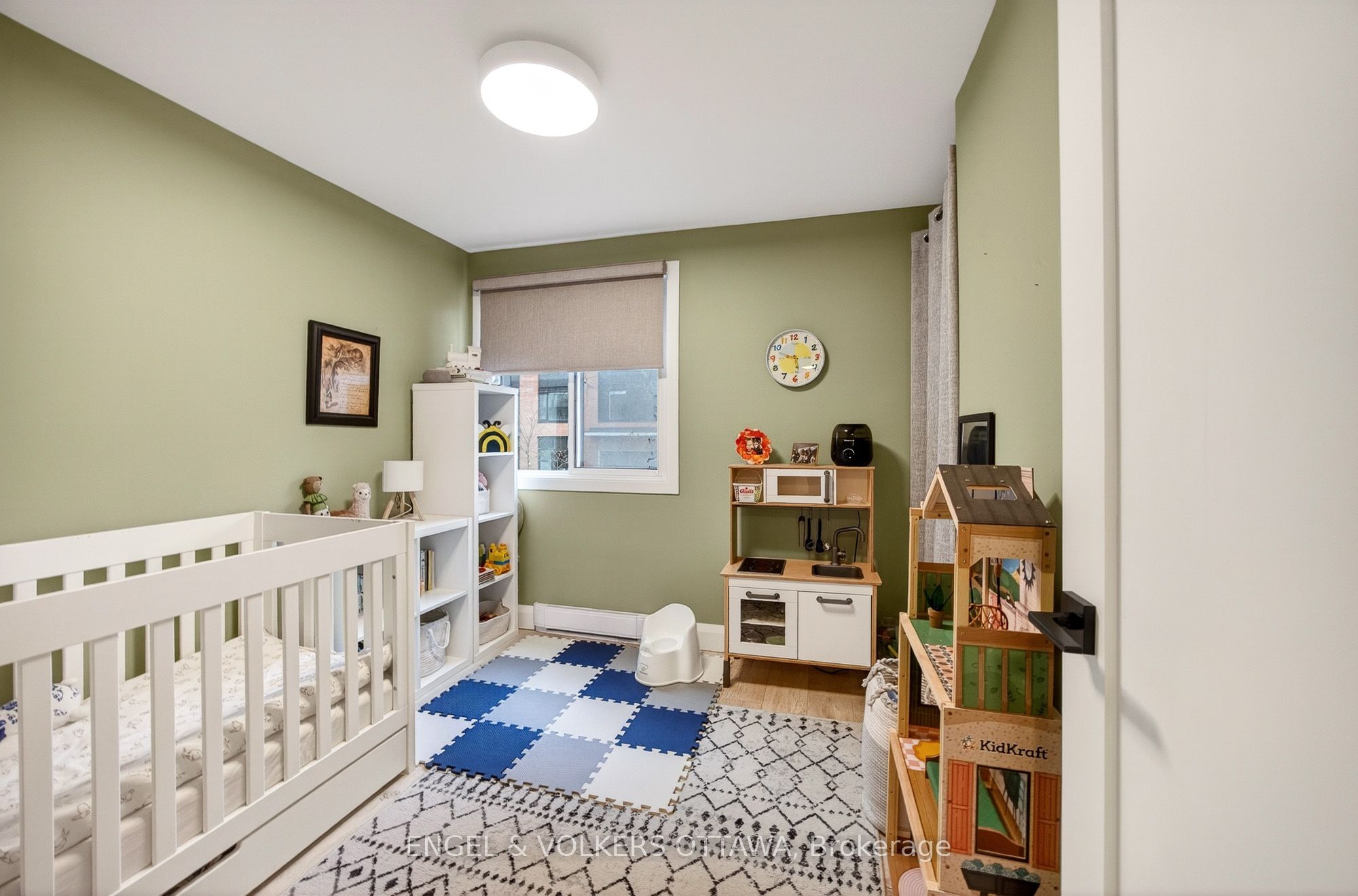 35 Robinson Avenue B Property Photo 14