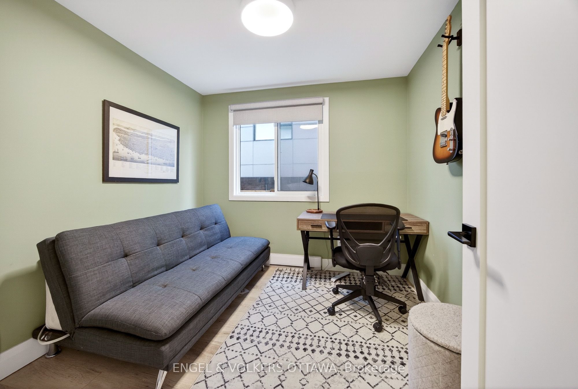 35 Robinson Avenue B Property Photo 15