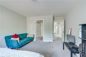 195 Charles Street E Property Photo 21