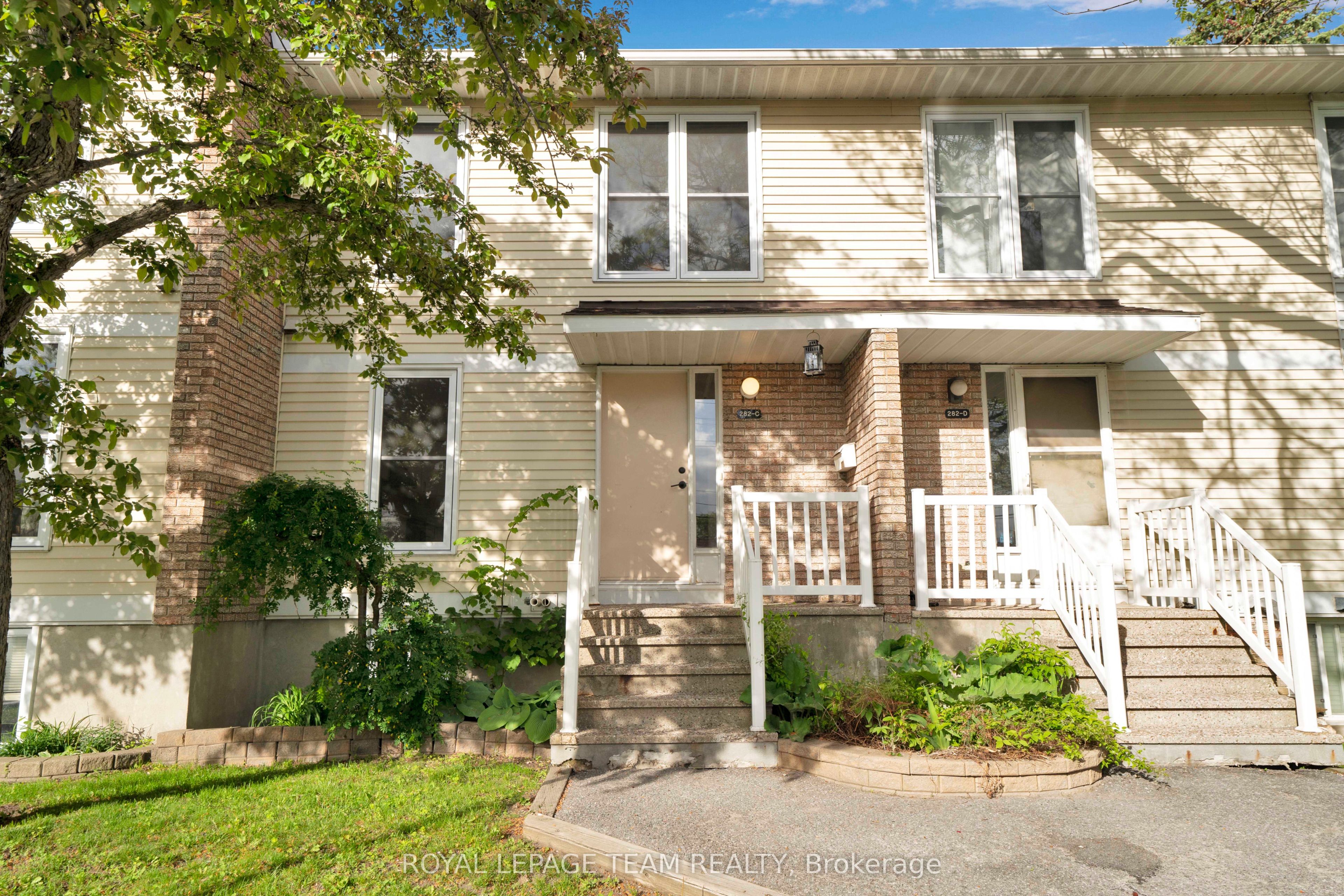 282 Dalehurst Drive Property Photo 1