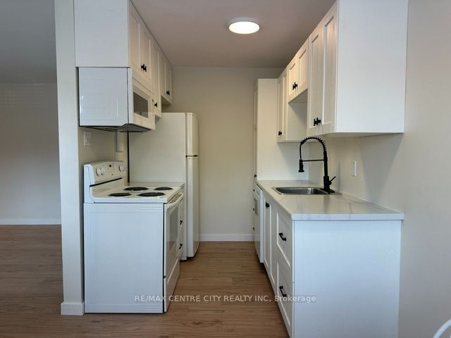 1172 Hamilton Road 208 Property Photo 1