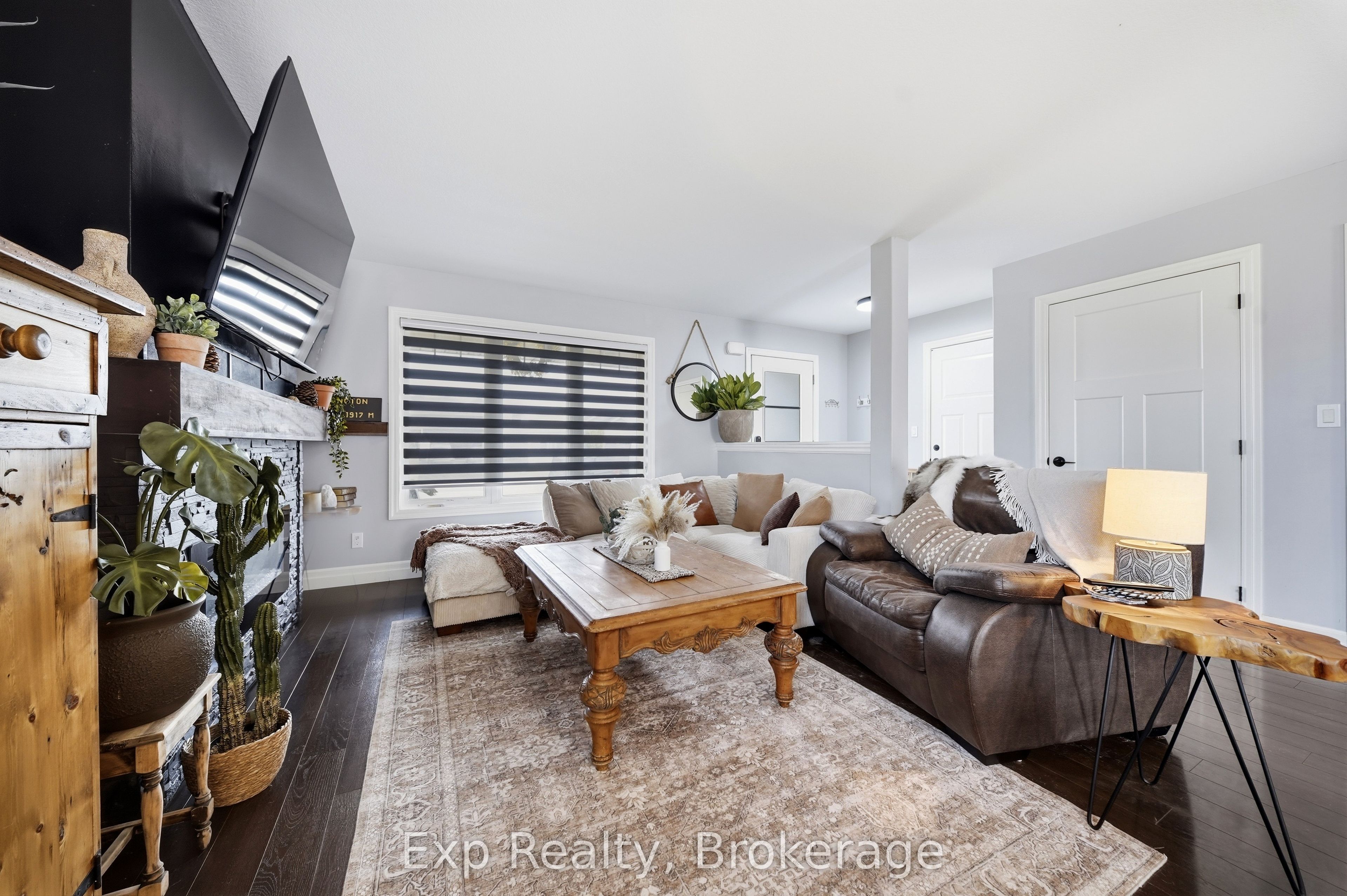 7 Tessa Boulevard Property Photo 7