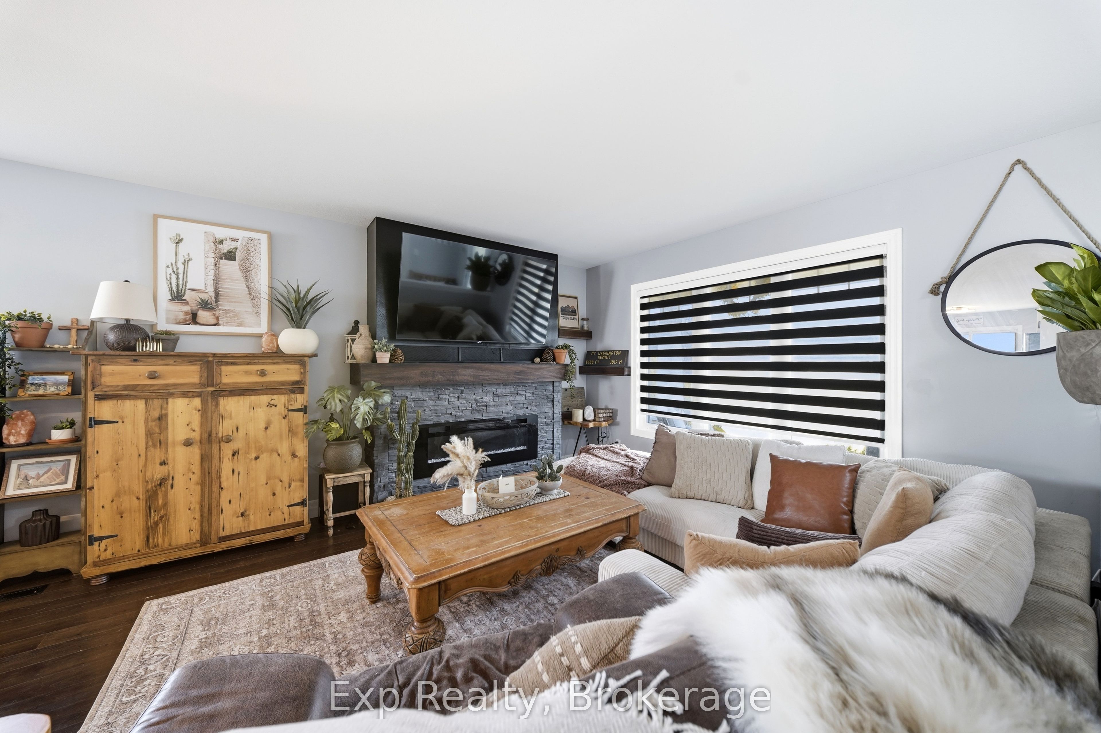 7 Tessa Boulevard Property Photo 9