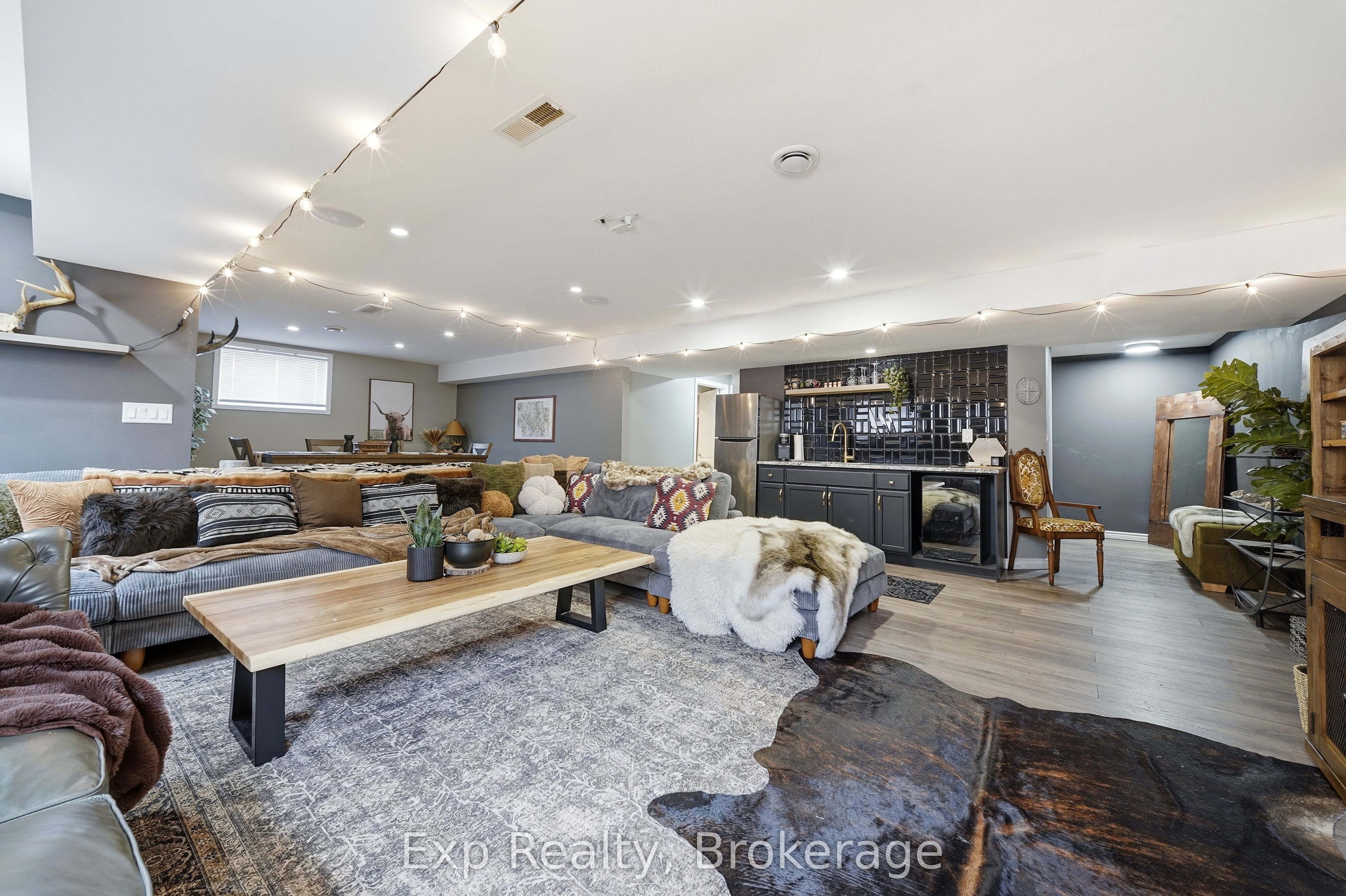 7 Tessa Boulevard Property Photo 31