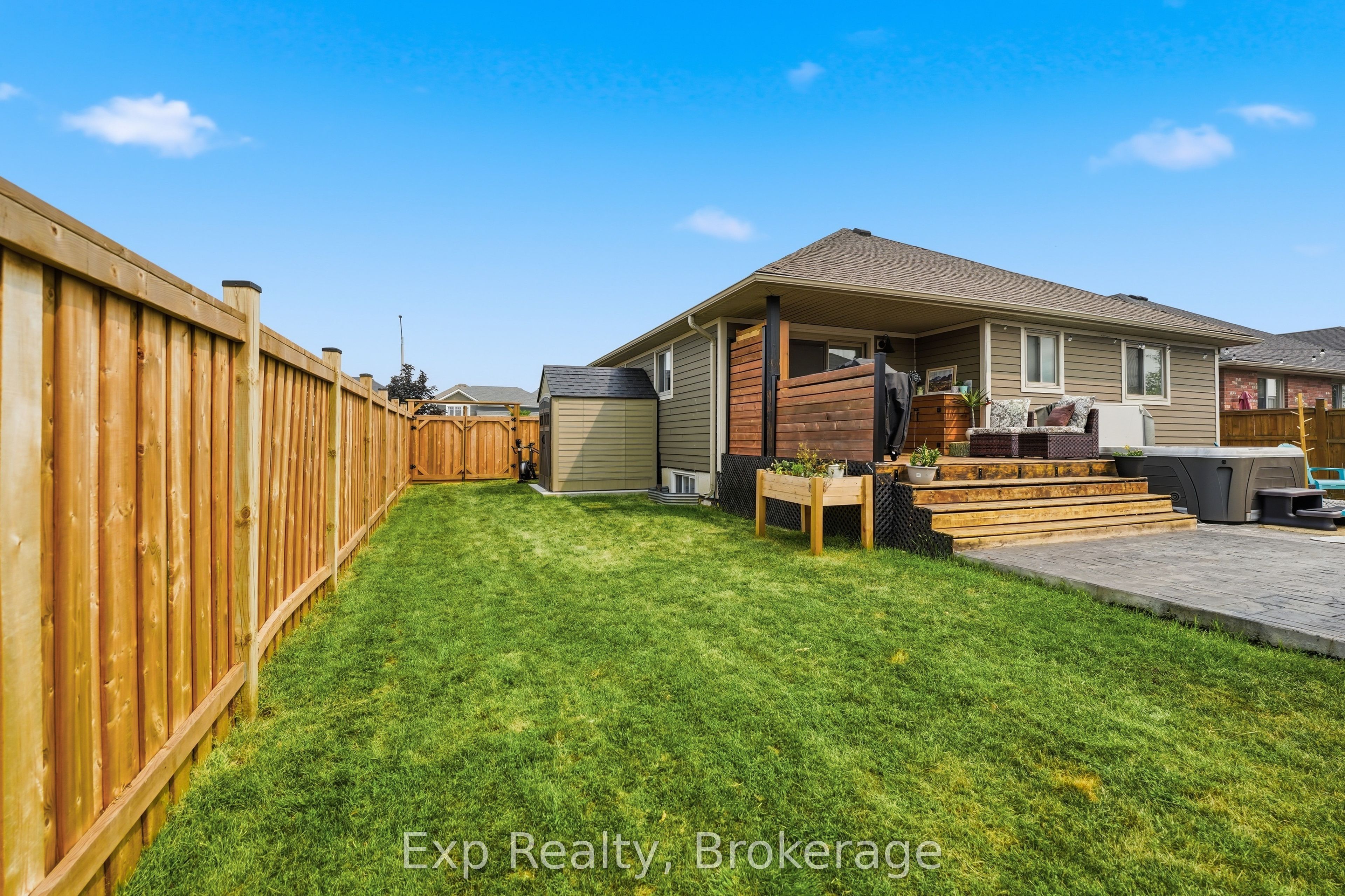 7 Tessa Boulevard Property Photo 42