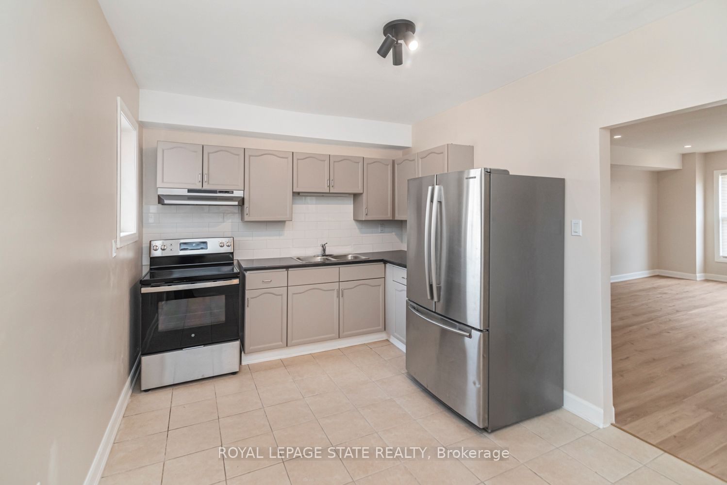60 Keith Street Property Photo 15