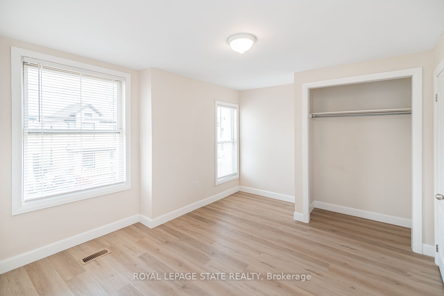 60 Keith Street Property Photo 30