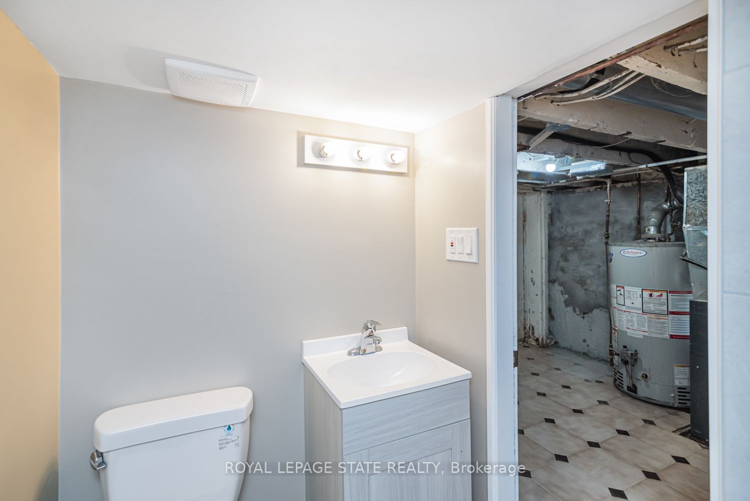 60 Keith Street Property Photo 37