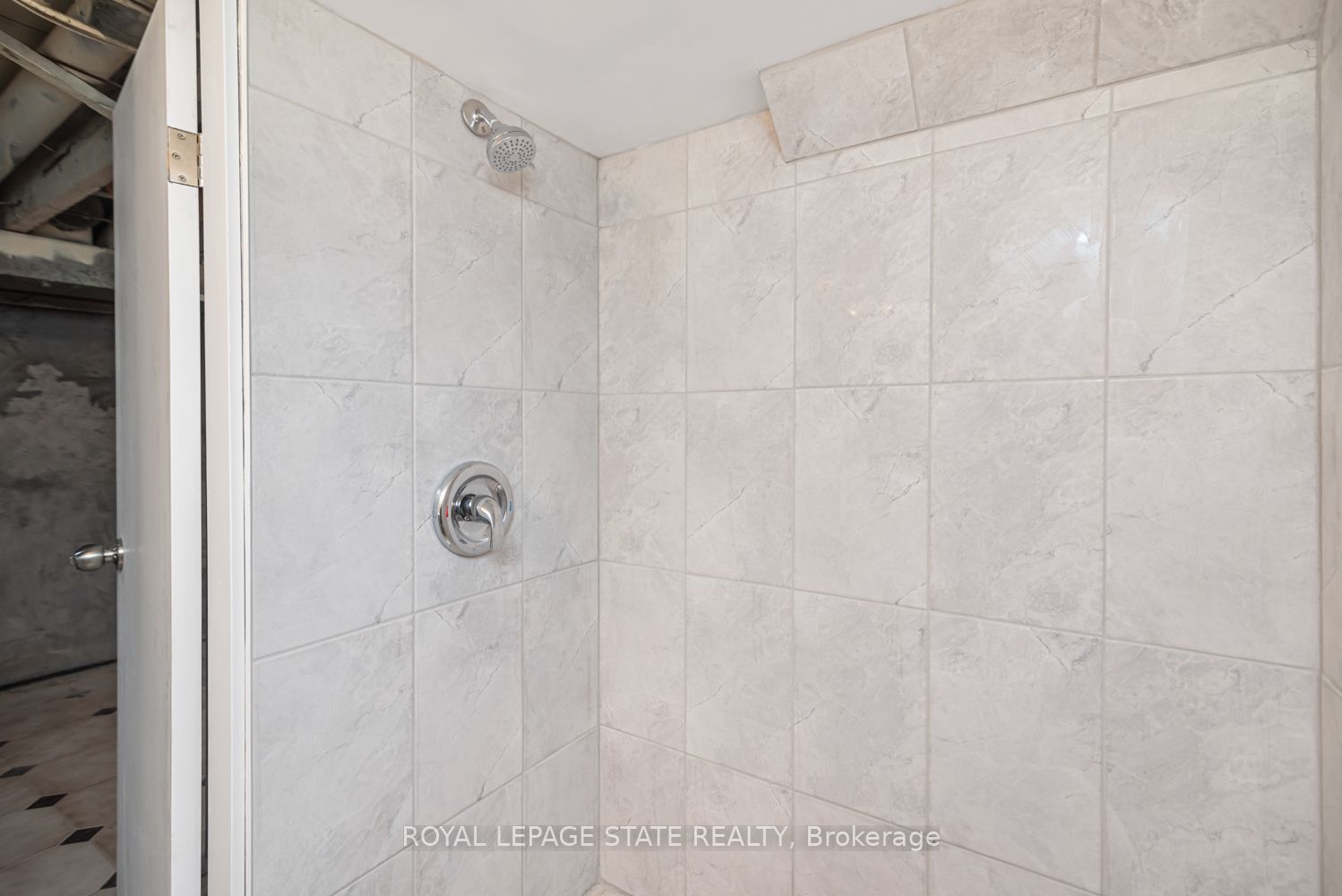 60 Keith Street Property Photo 38