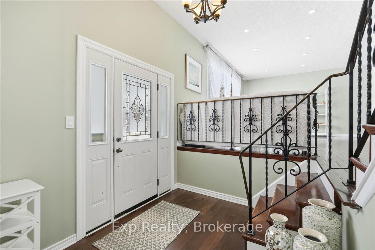 15 Thorncliffe Drive Property Photo 4