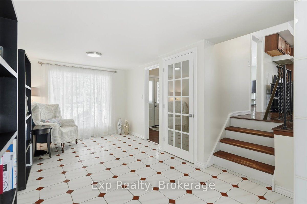 15 Thorncliffe Drive Property Photo 18